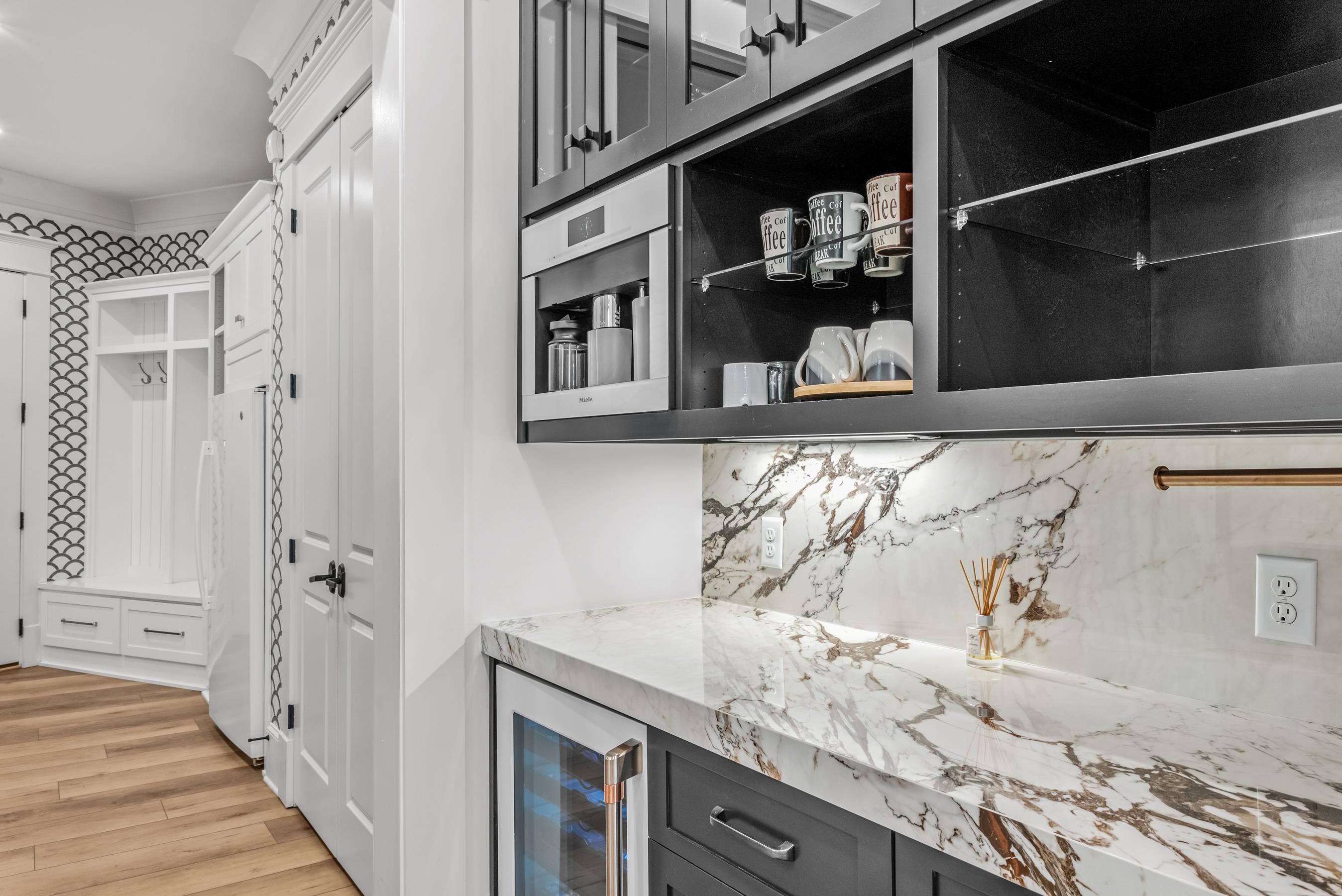 133 ASHLAND PLACE image 29