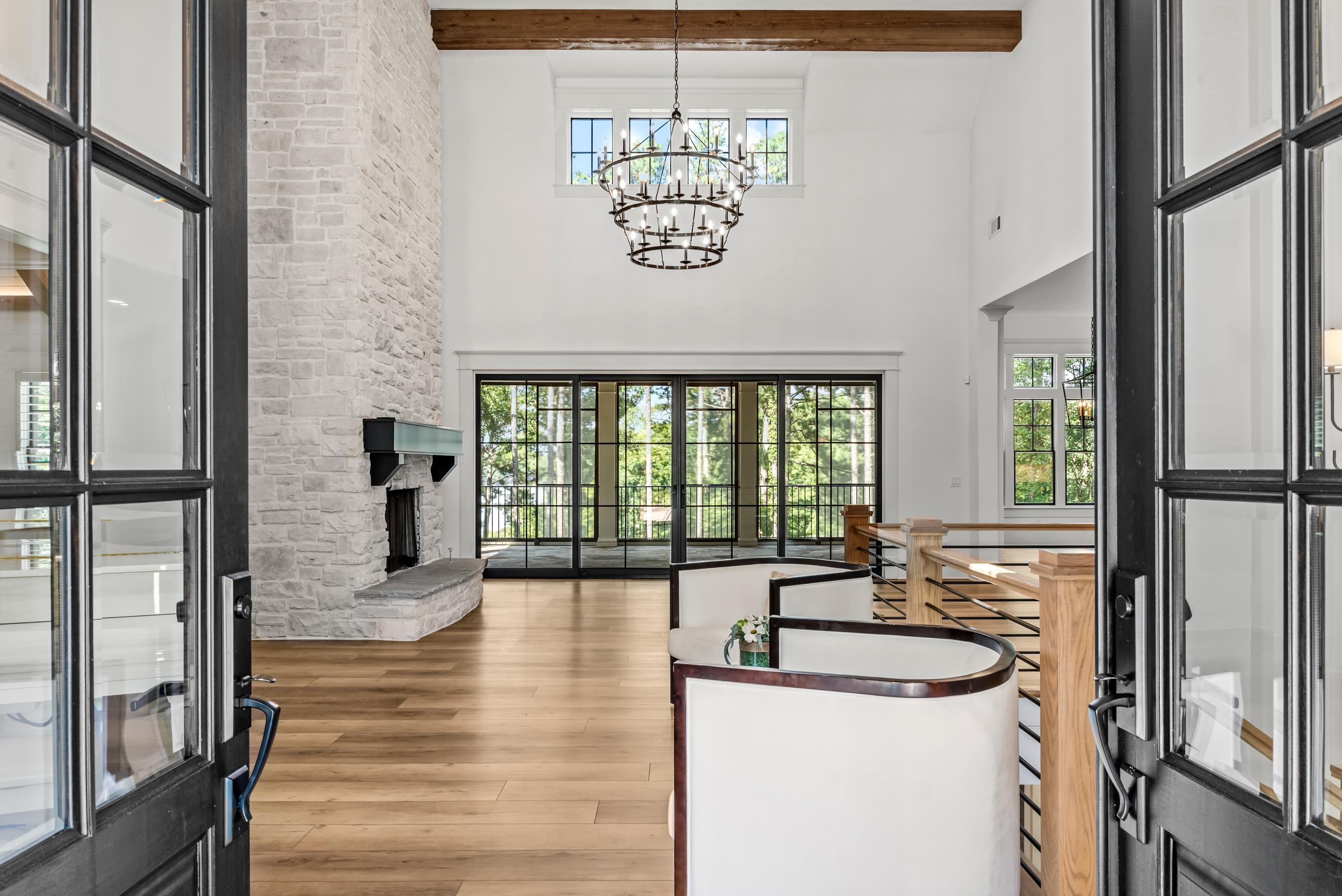 133 ASHLAND PLACE image 4