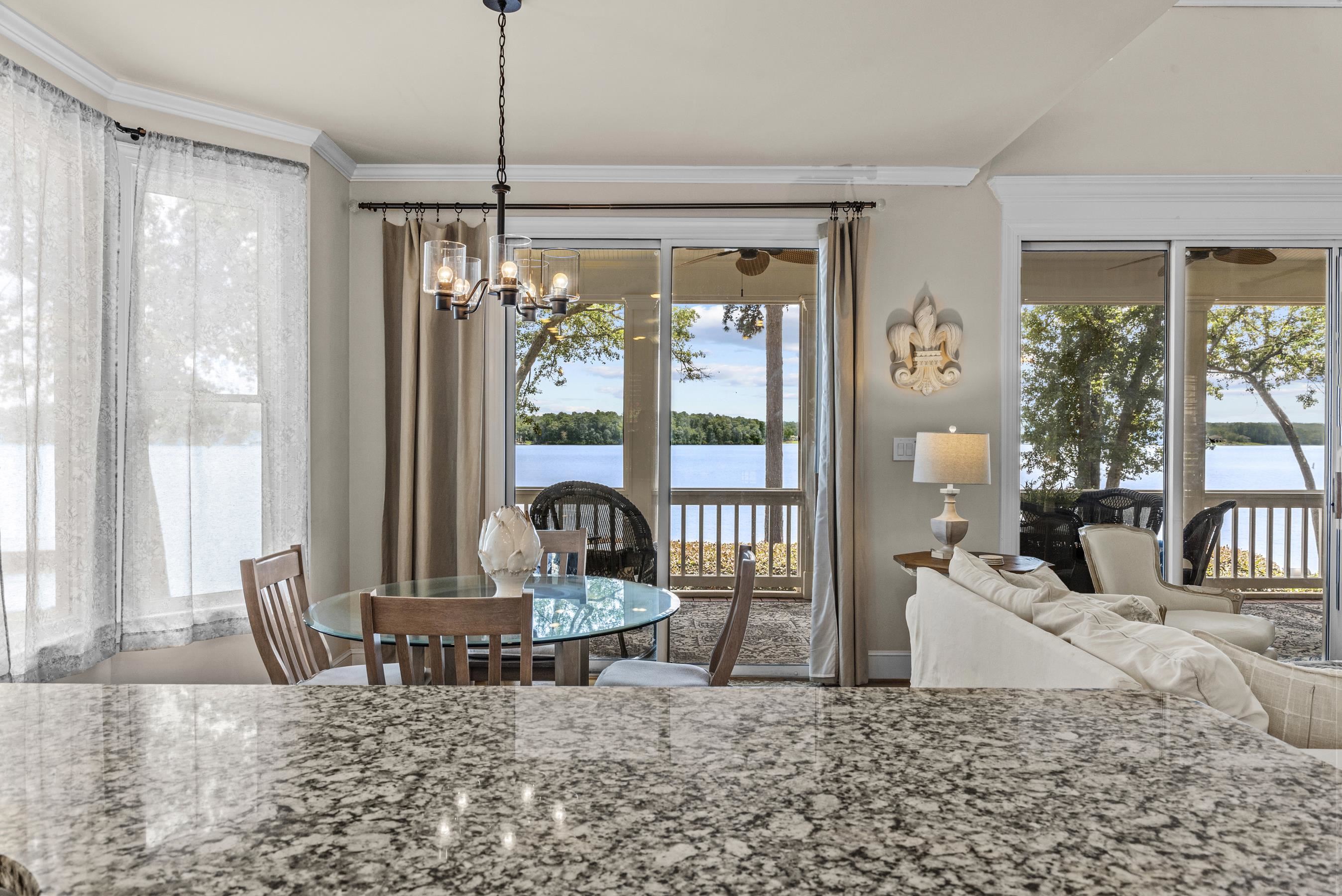 112 SEVEN OAKS COURT image 16