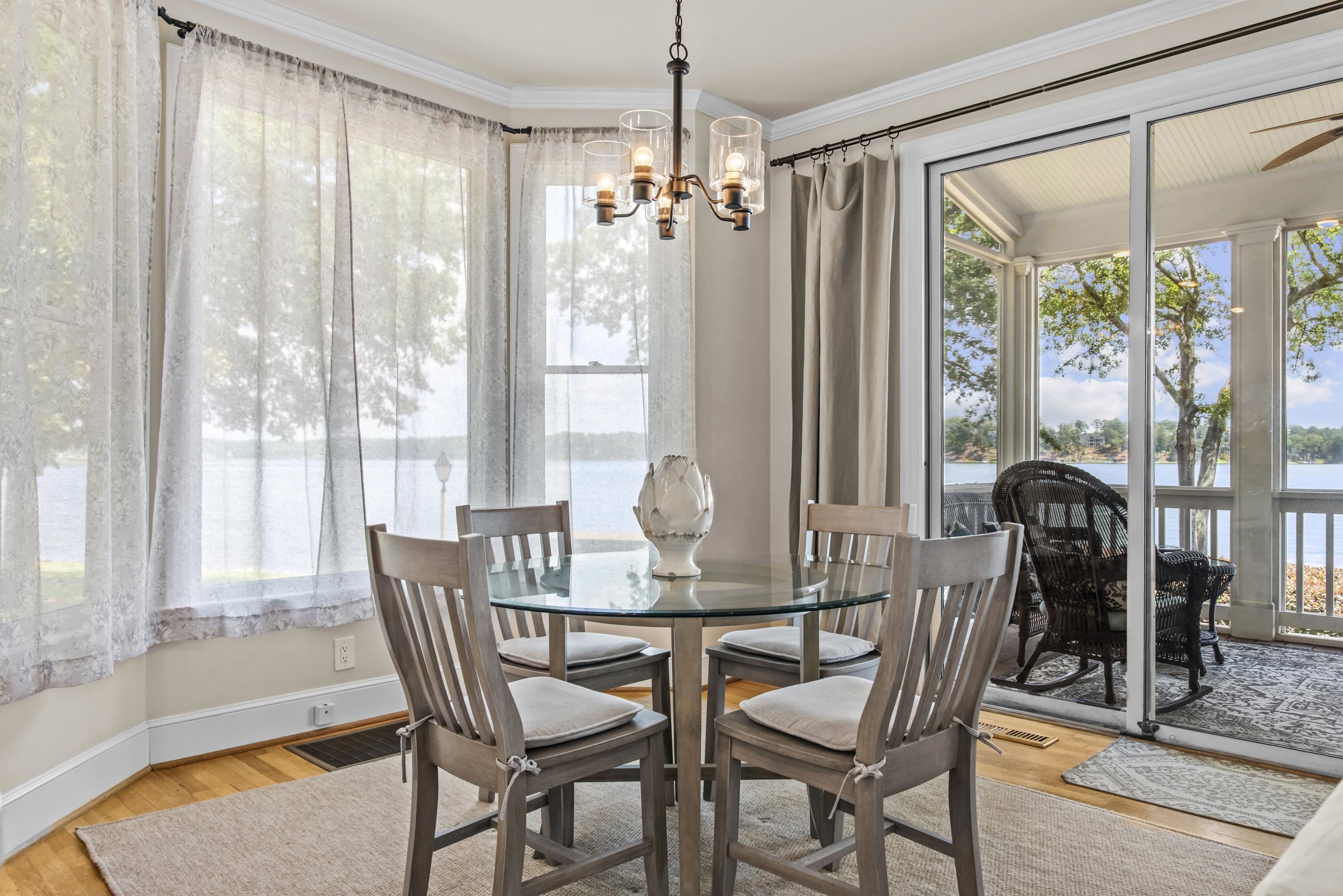 112 SEVEN OAKS COURT image 19