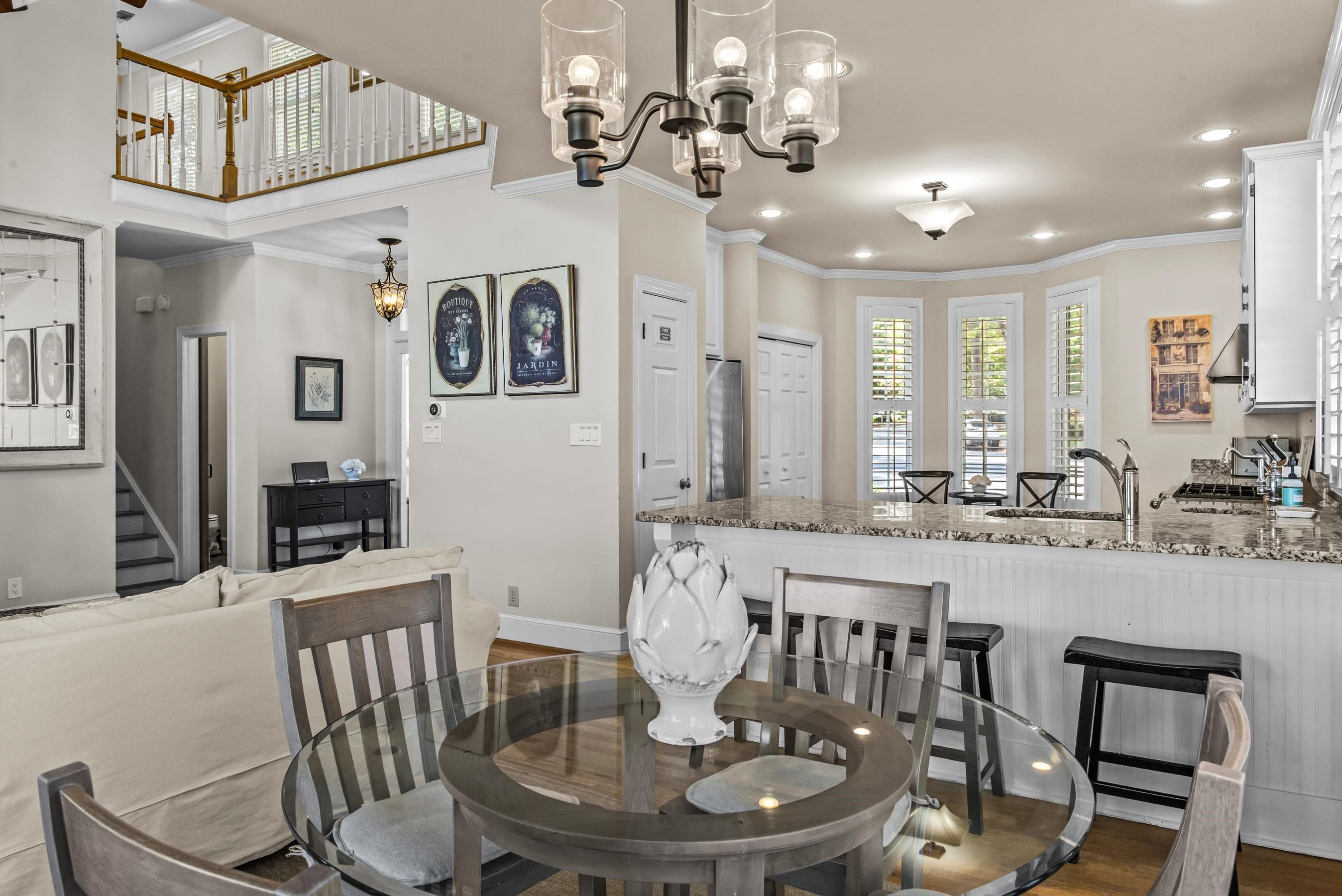 112 SEVEN OAKS COURT image 20