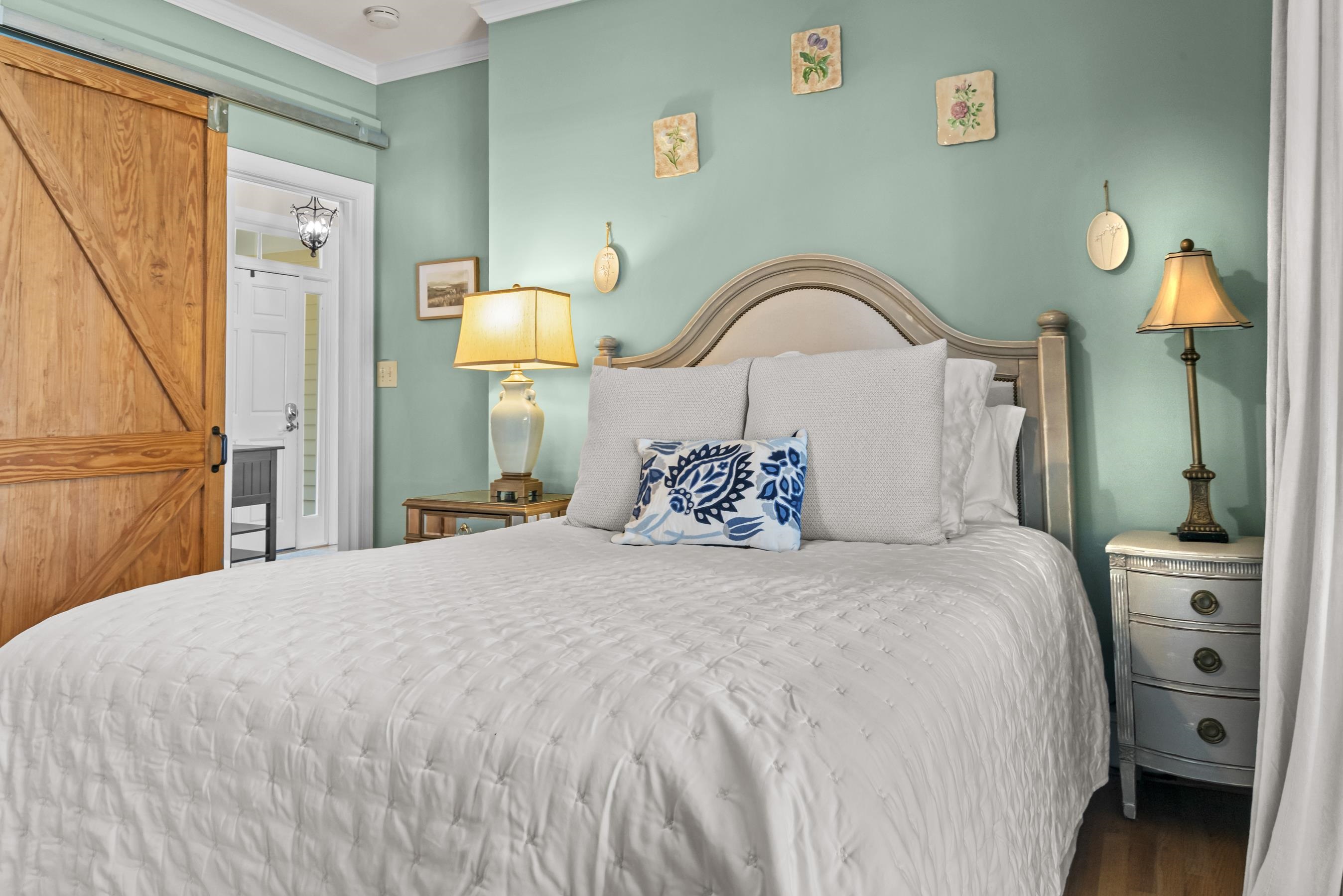 112 SEVEN OAKS COURT image 24