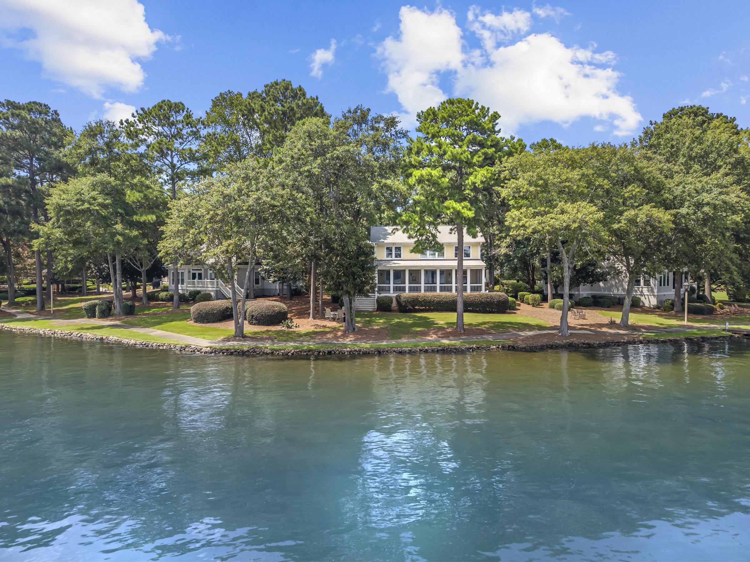 112 SEVEN OAKS COURT image 4