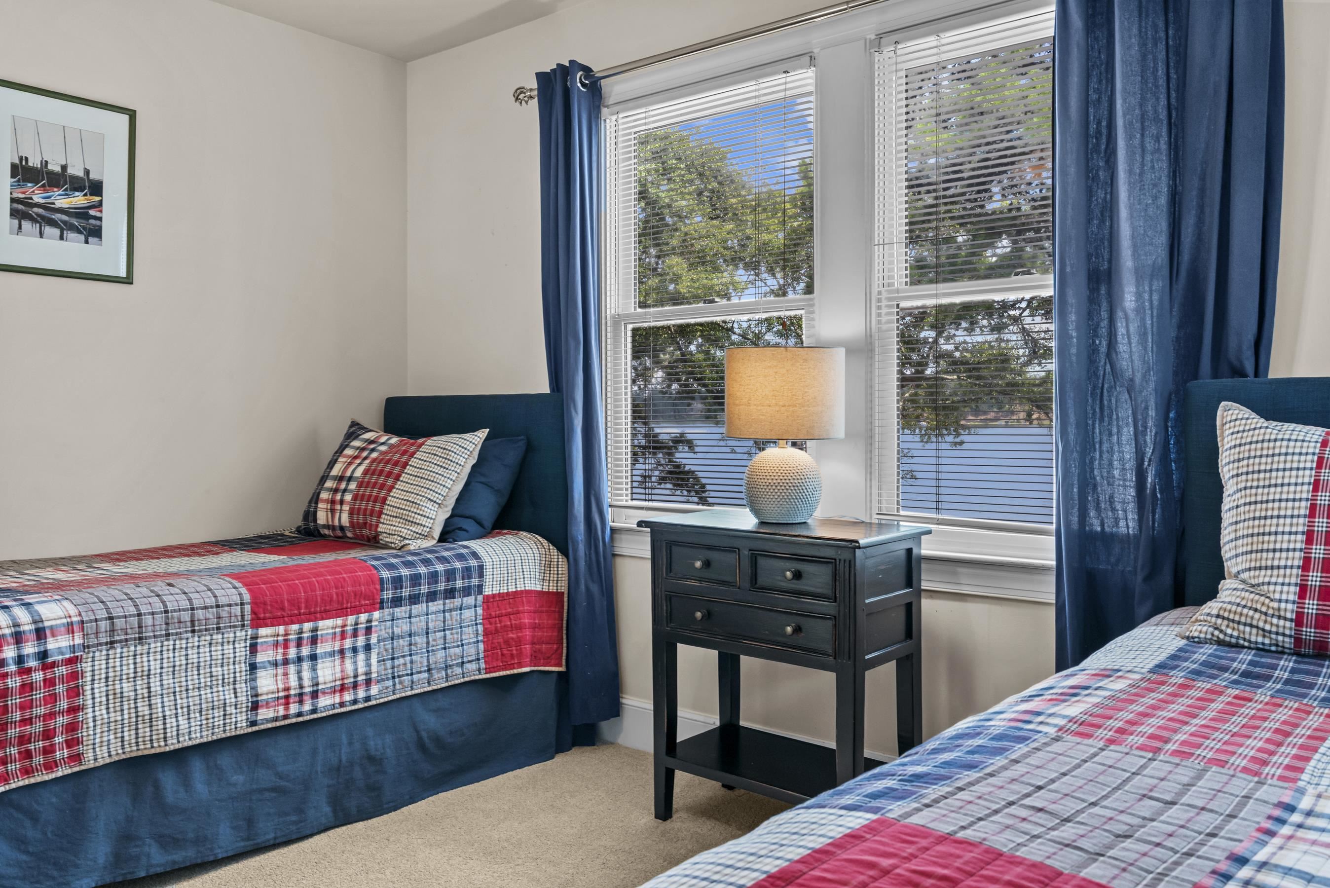 112 SEVEN OAKS COURT image 34