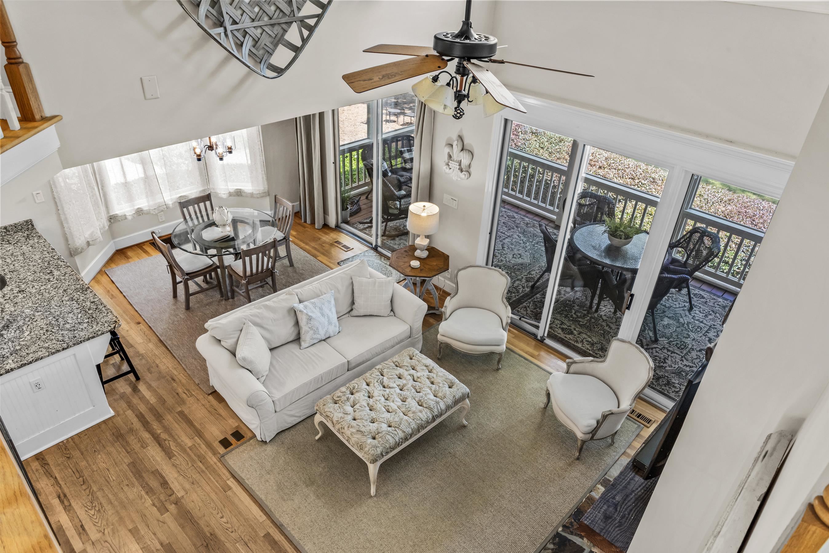 112 SEVEN OAKS COURT image 9