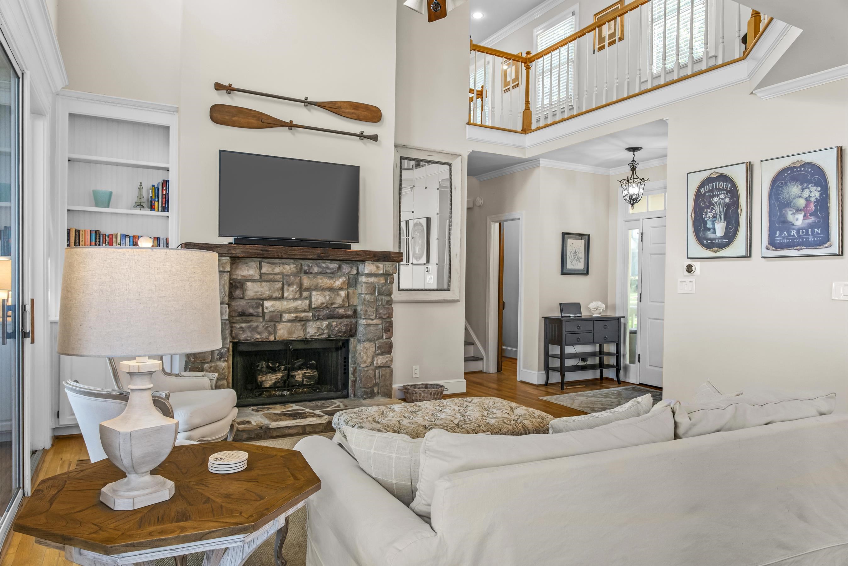 112 SEVEN OAKS COURT image 10