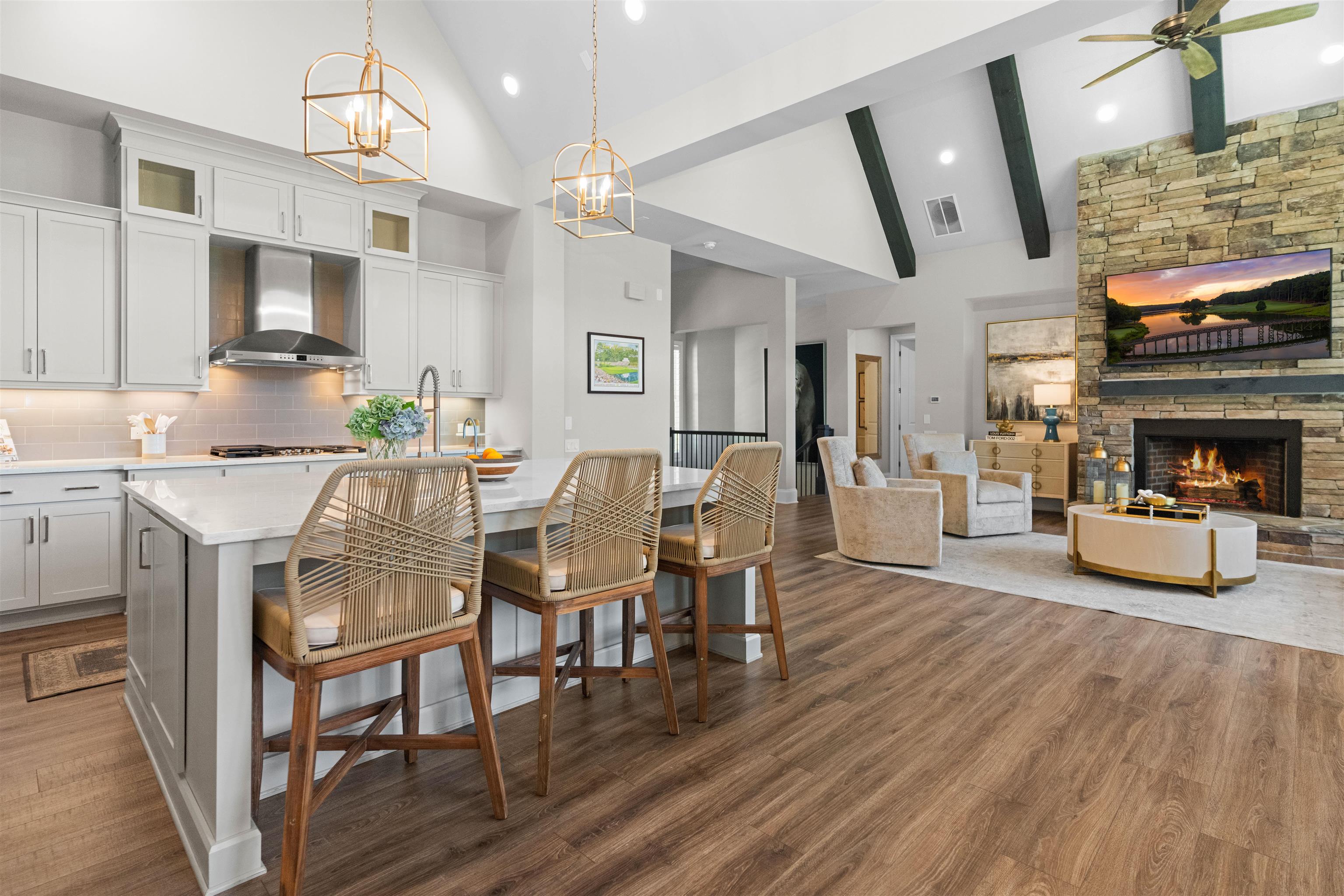 1071 CREEK BLUFF image 21