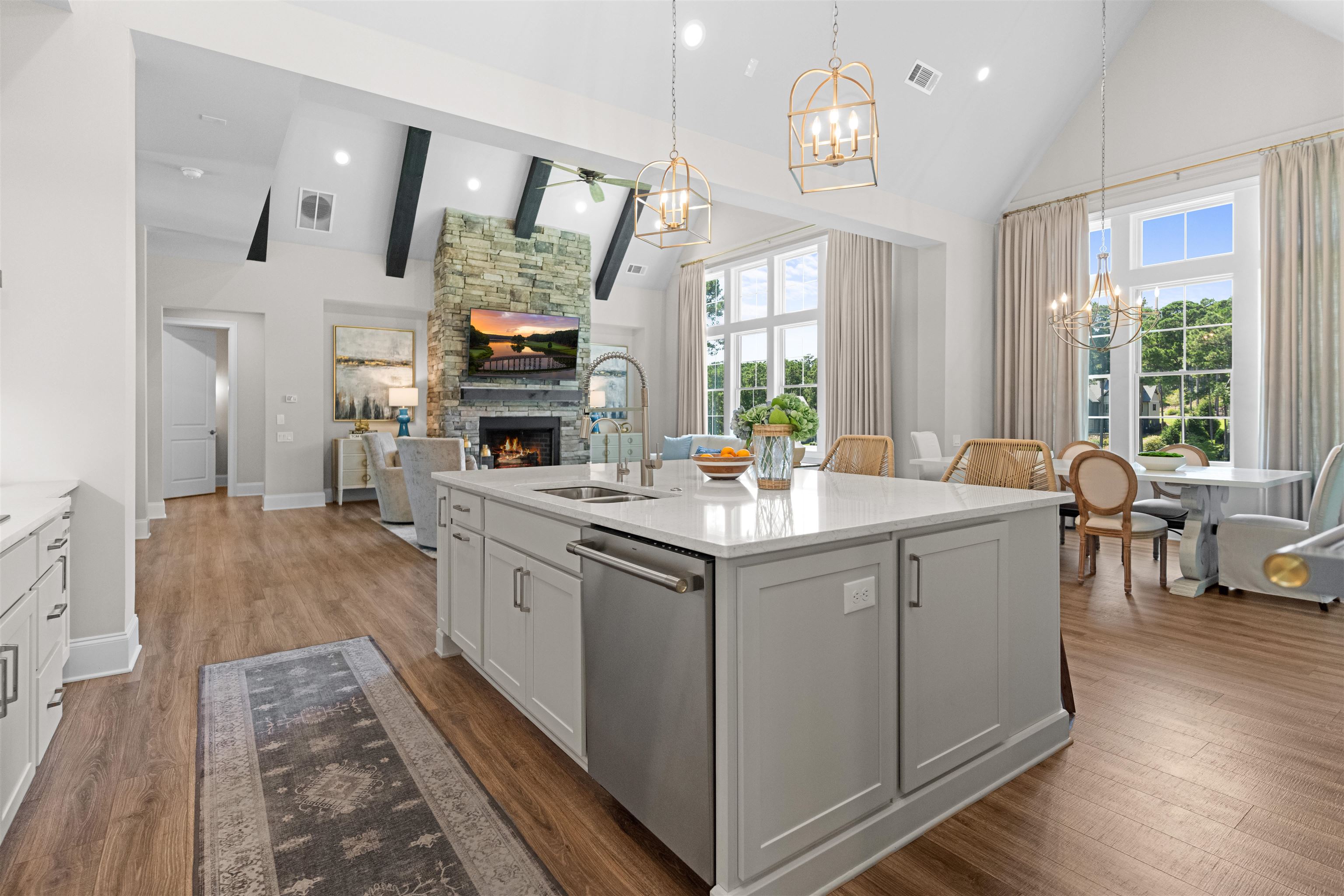 1071 CREEK BLUFF image 22