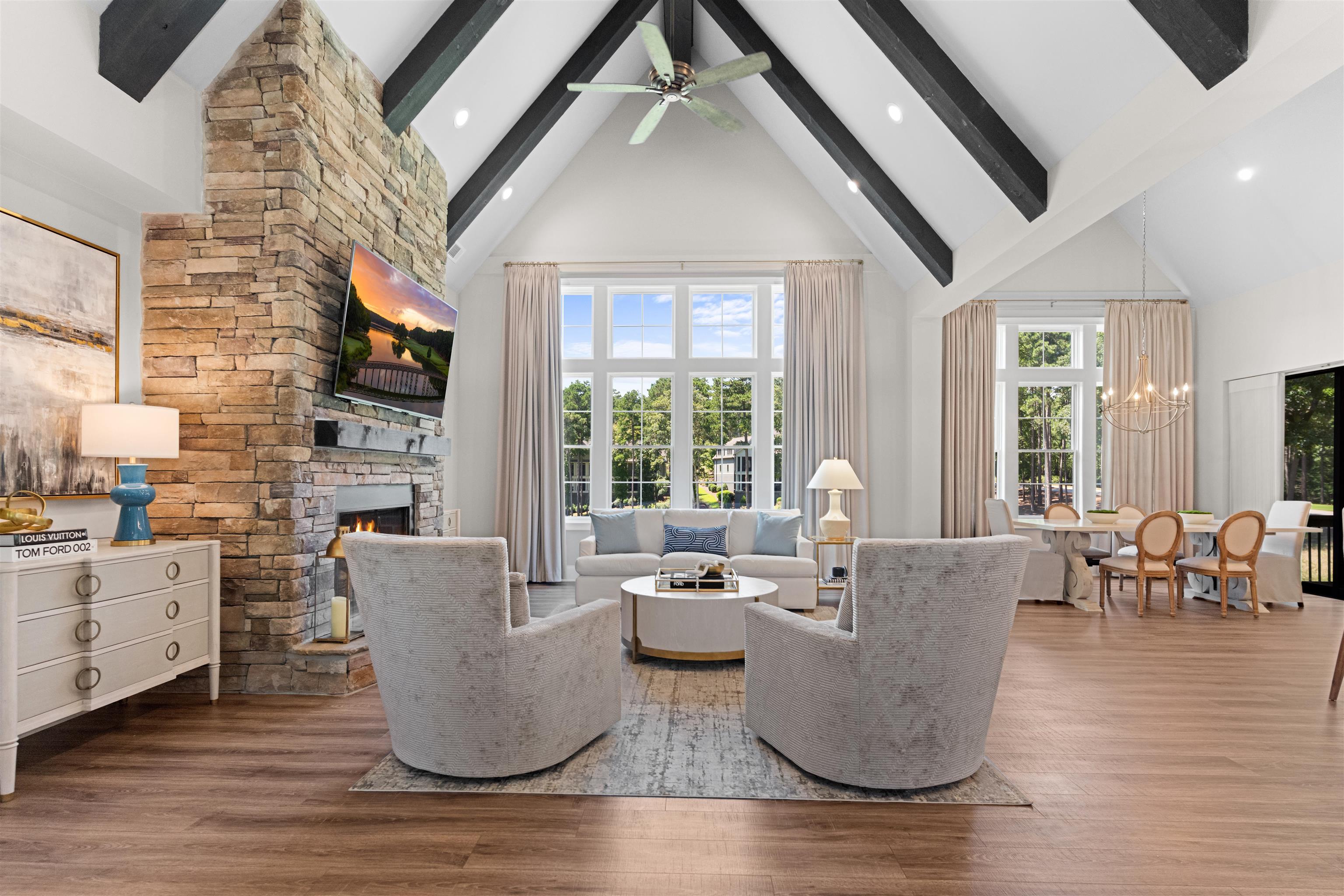 1071 CREEK BLUFF image 23