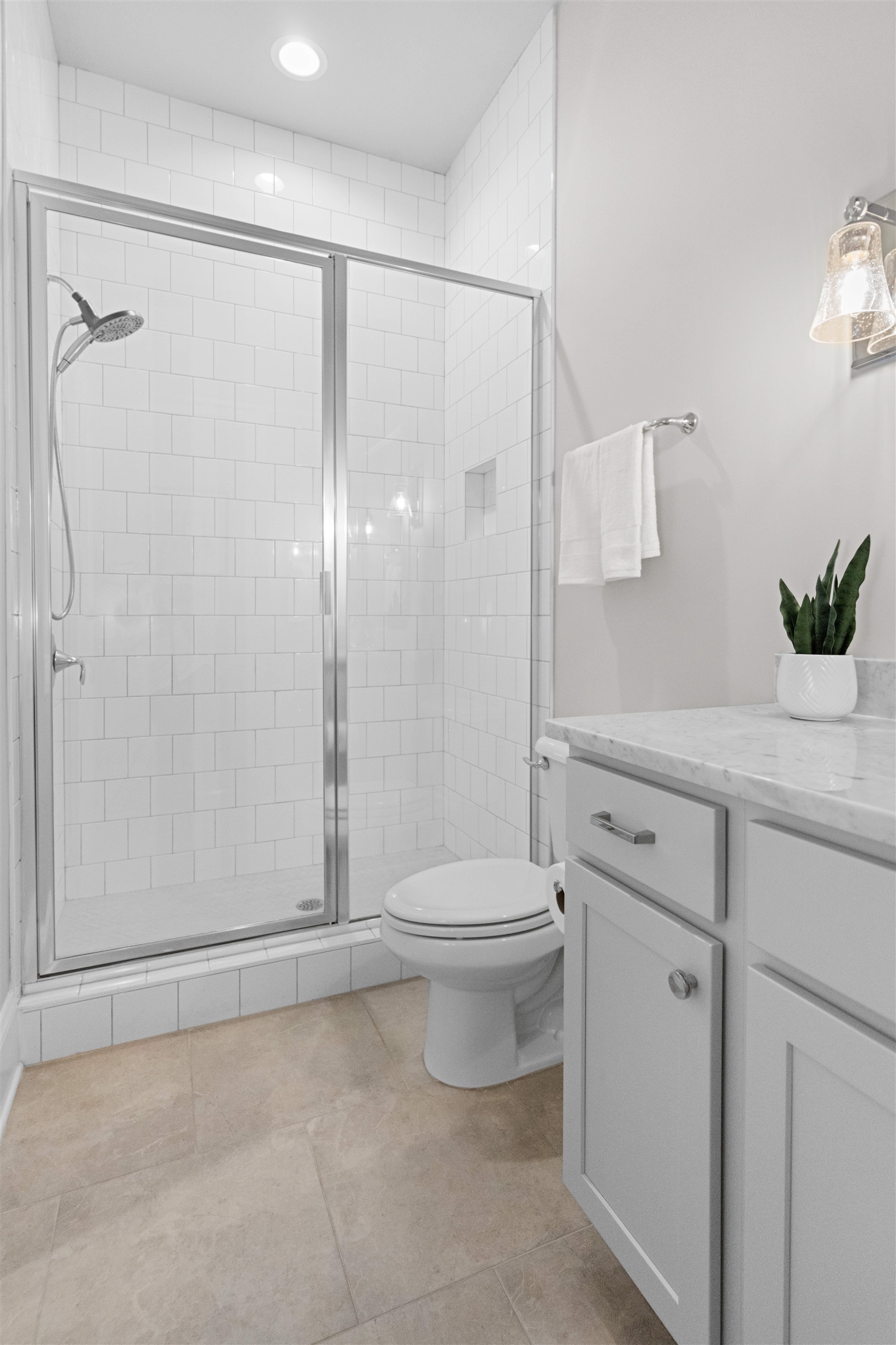 1071 CREEK BLUFF image 35