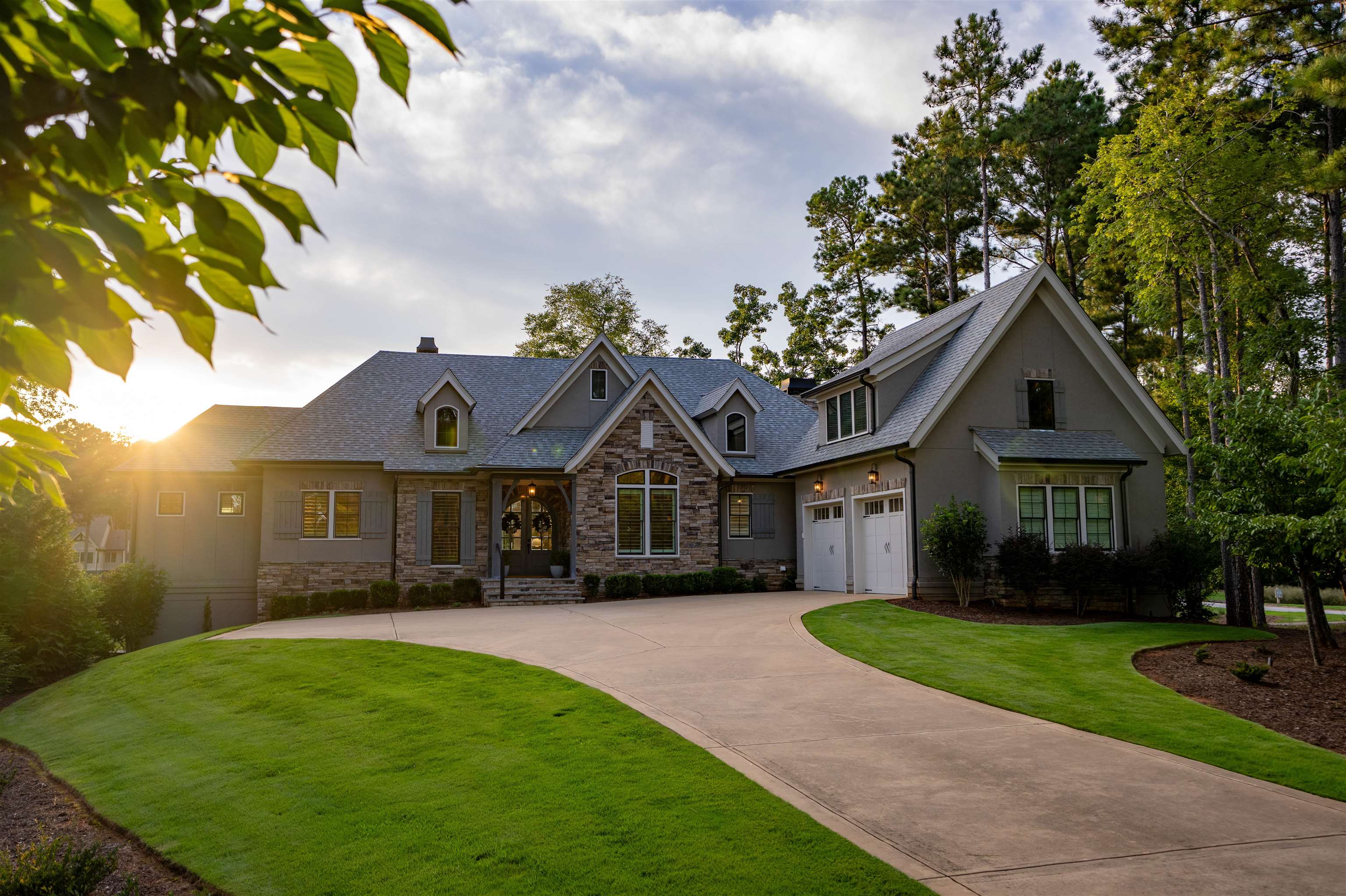 1071 CREEK BLUFF image 39