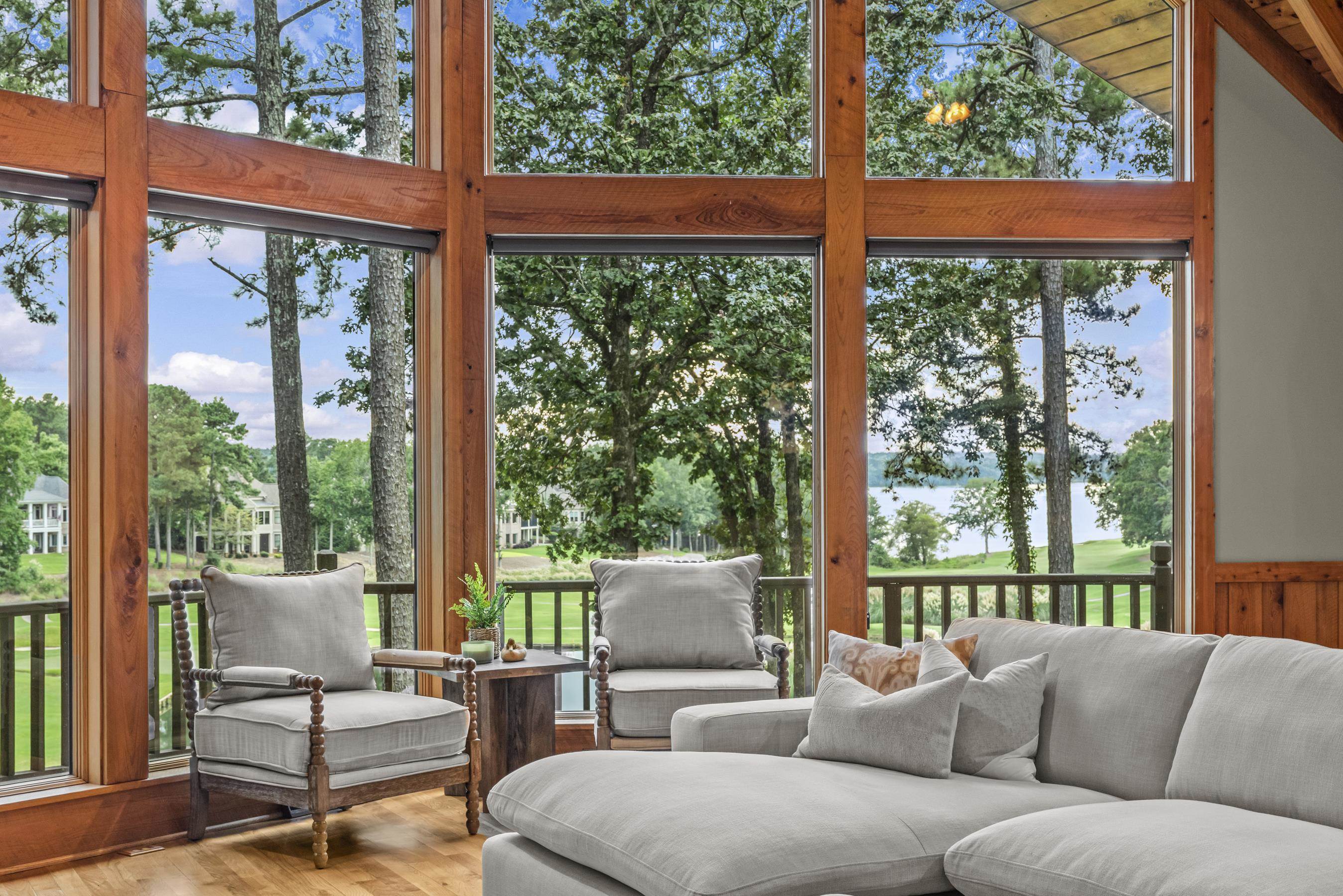 1201 LAKEVIEW COURT image 18