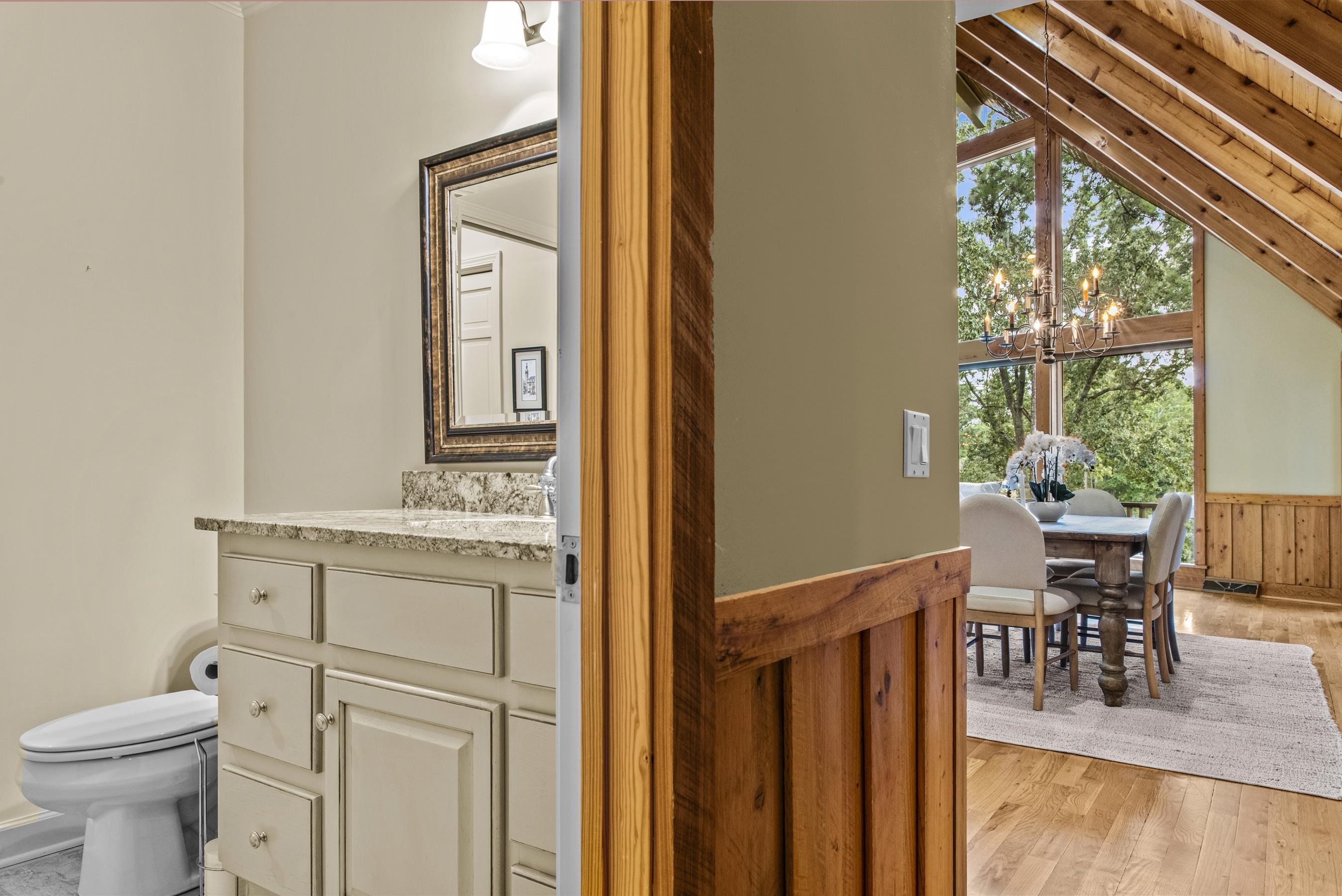 1201 LAKEVIEW COURT image 37