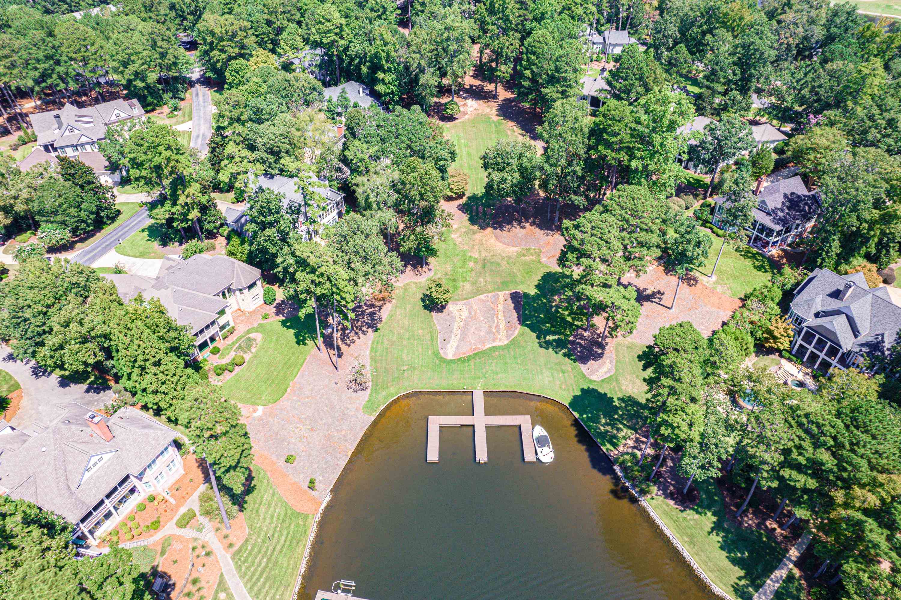 1011 PLANTATION POINT DRIVE image 2