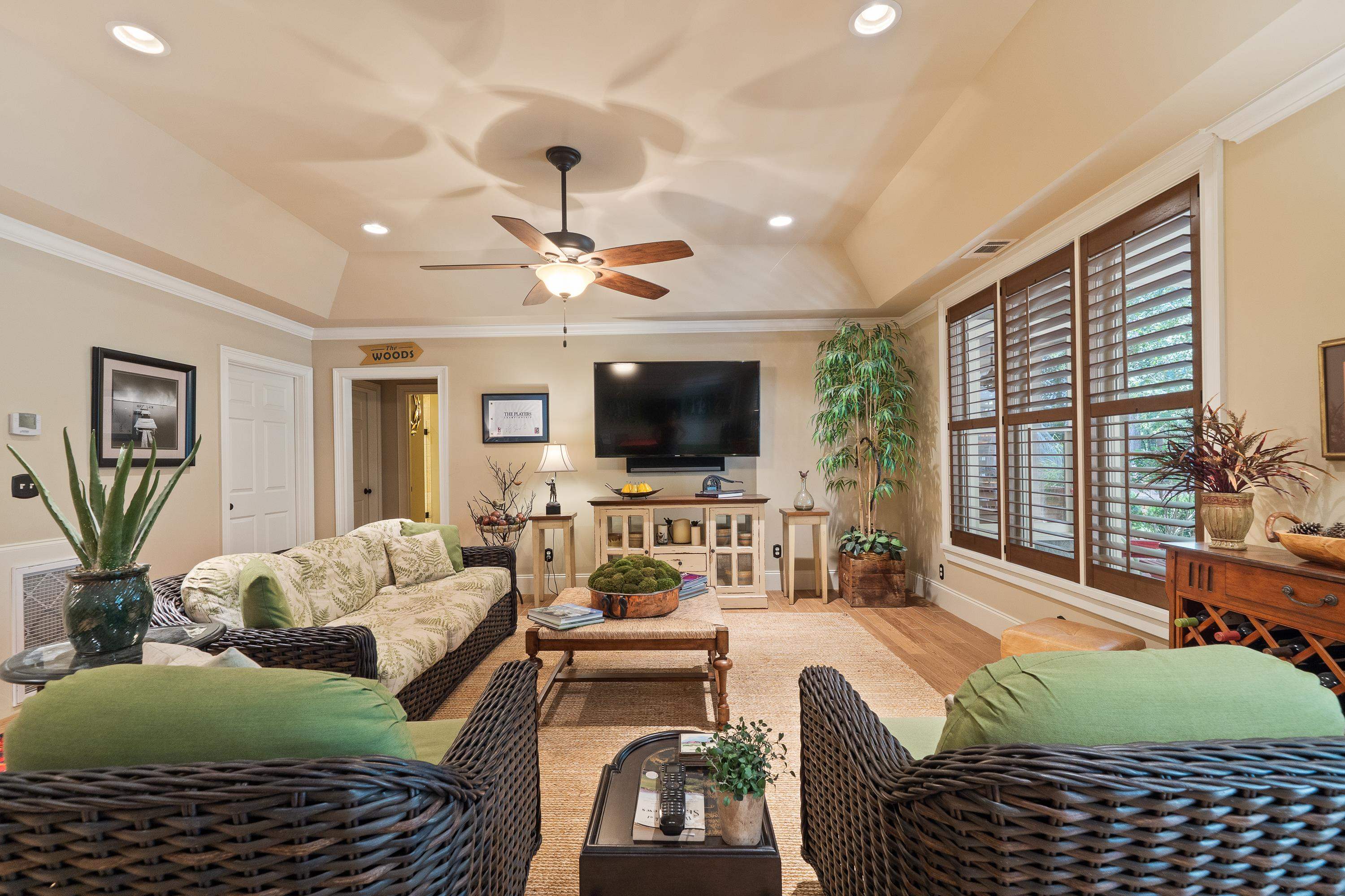 1071 EAGLEWOOD WAY image 39