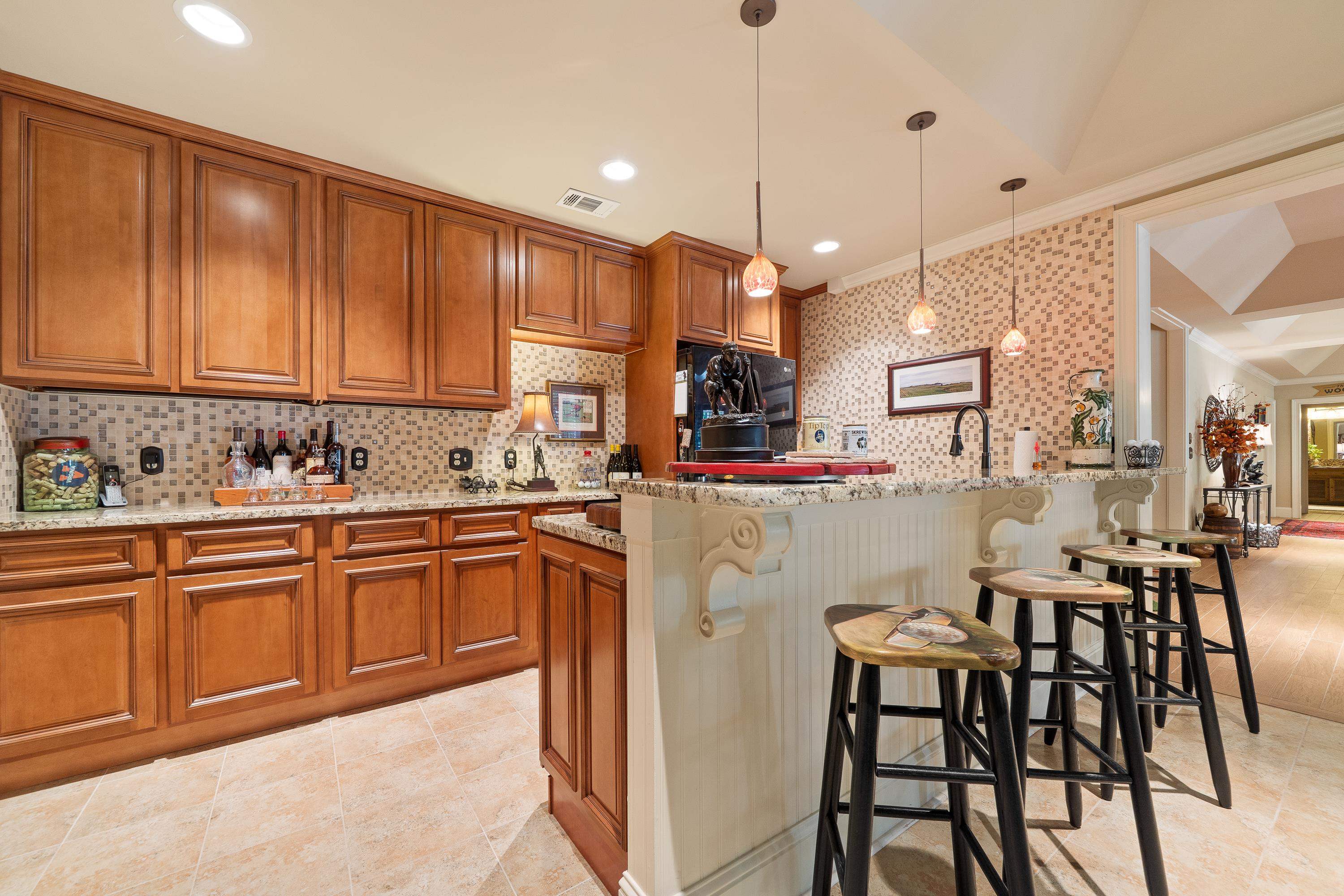 1071 EAGLEWOOD WAY image 50