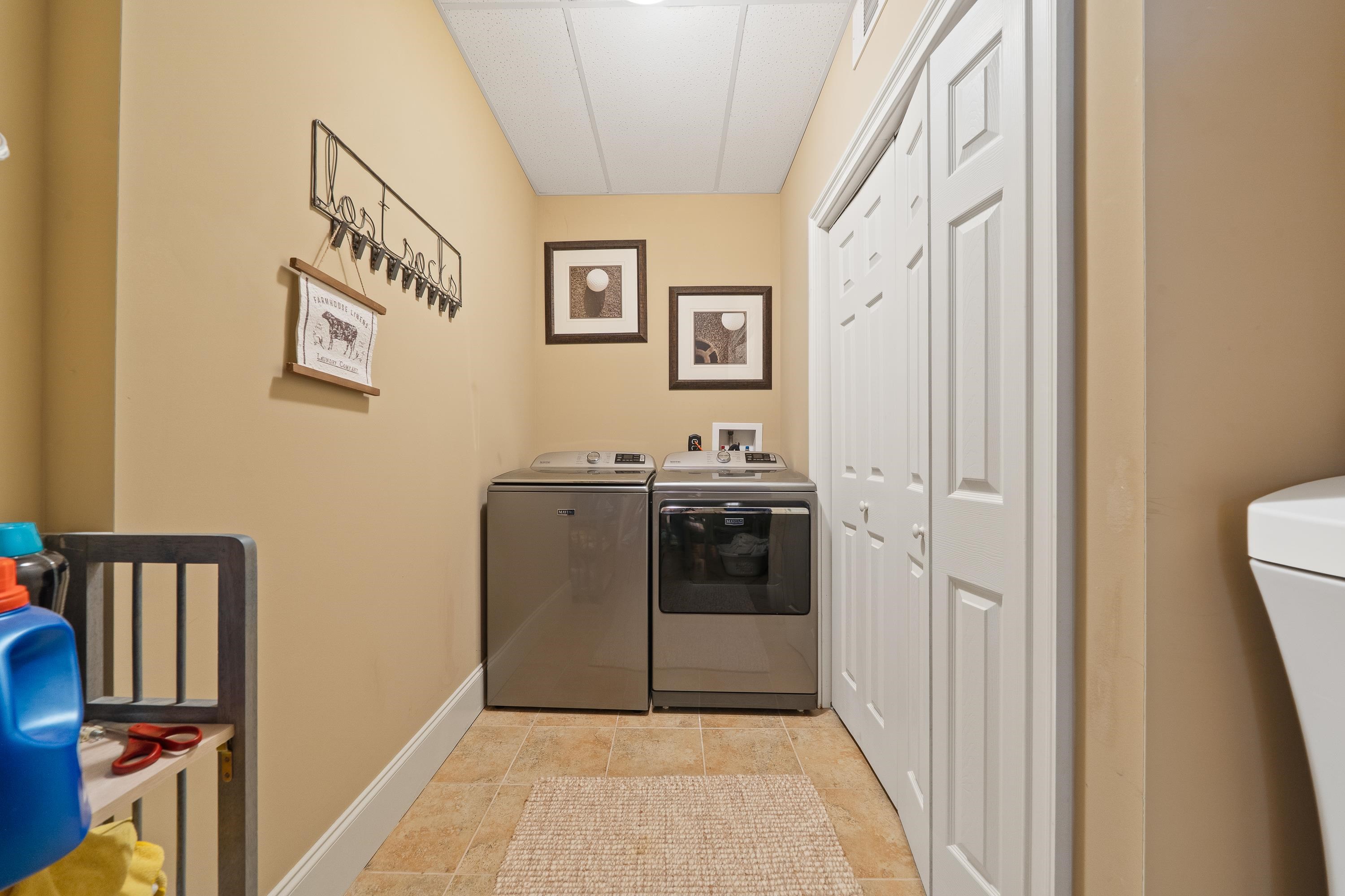 1071 EAGLEWOOD WAY image 58