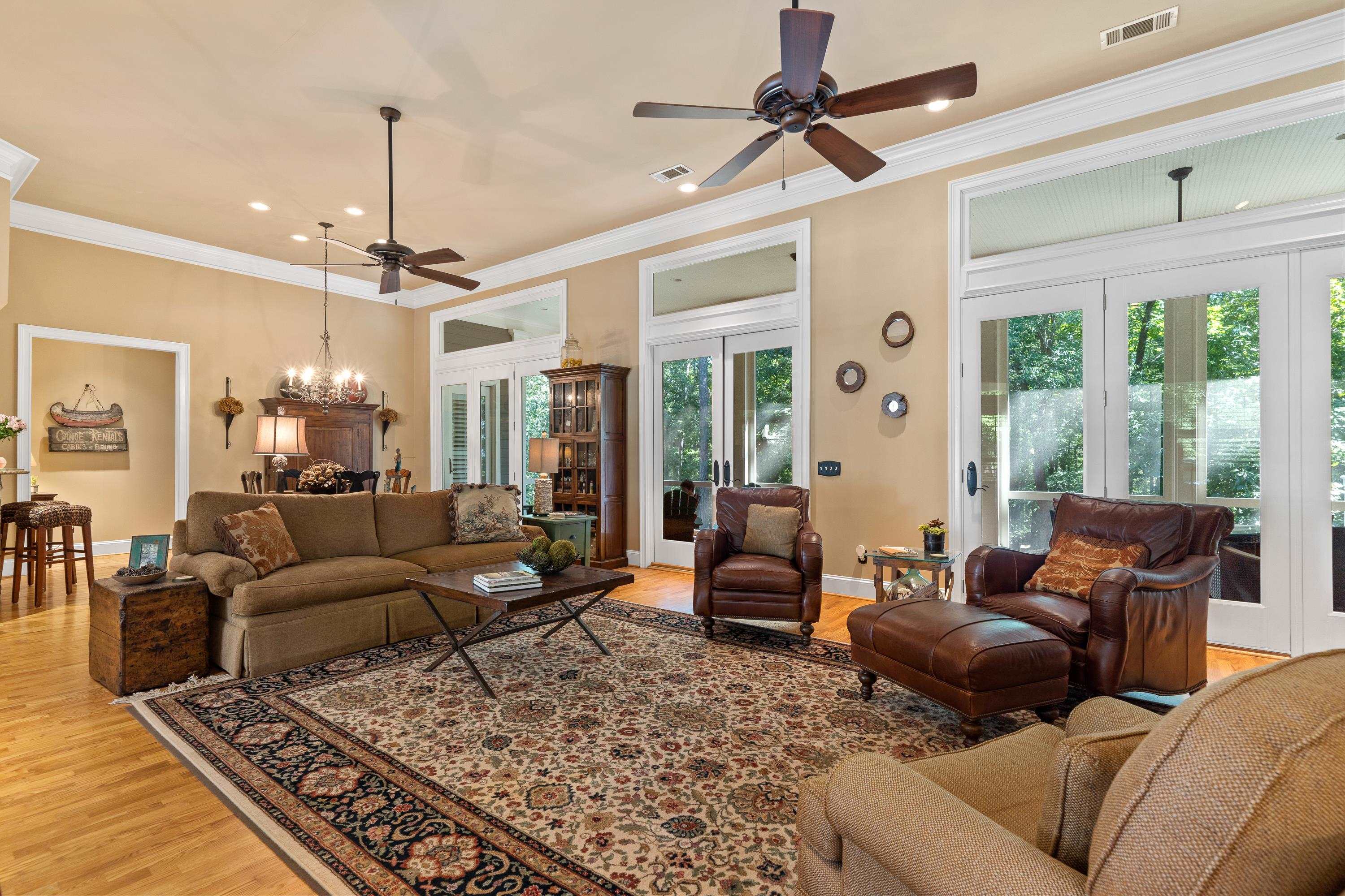 1071 EAGLEWOOD WAY image 10