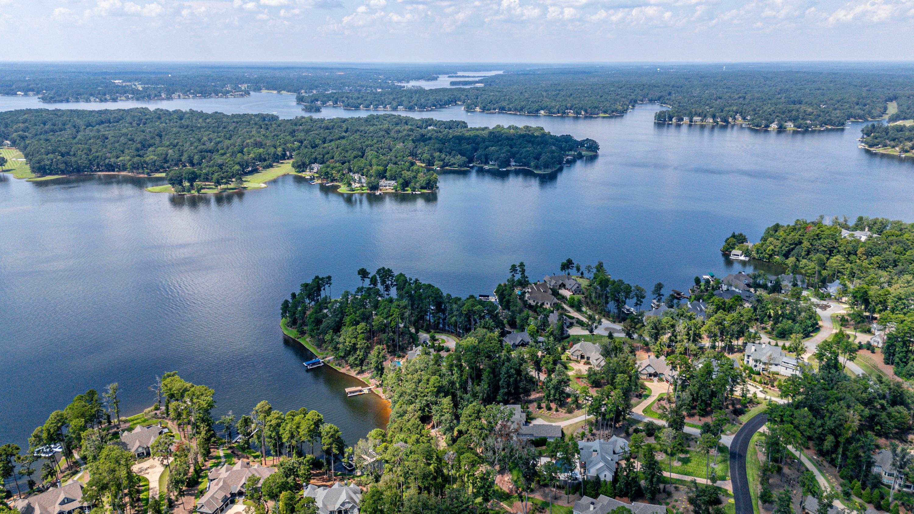 1030 Broadview Point image 16