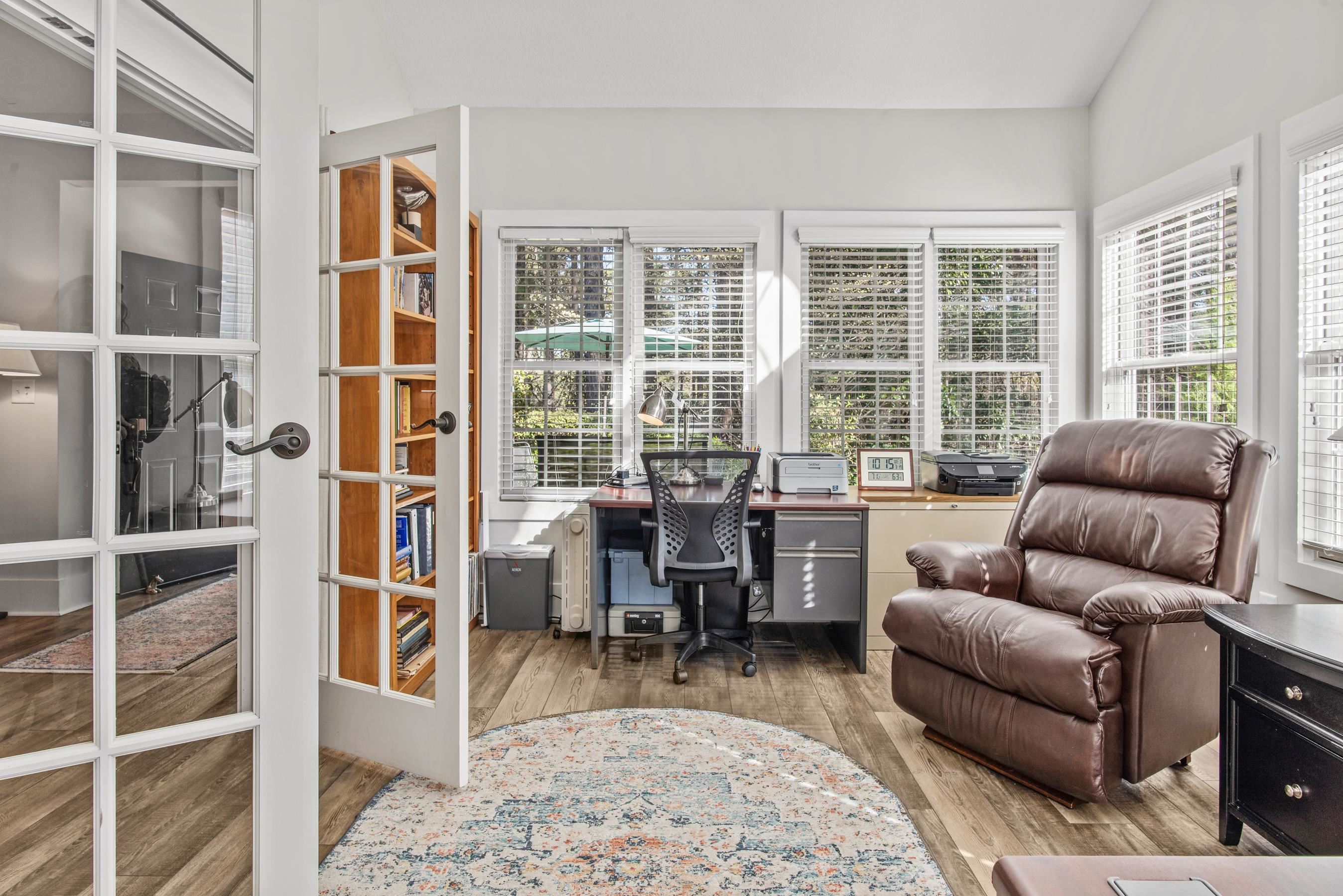 110 EDGEWOOD COURT image 13