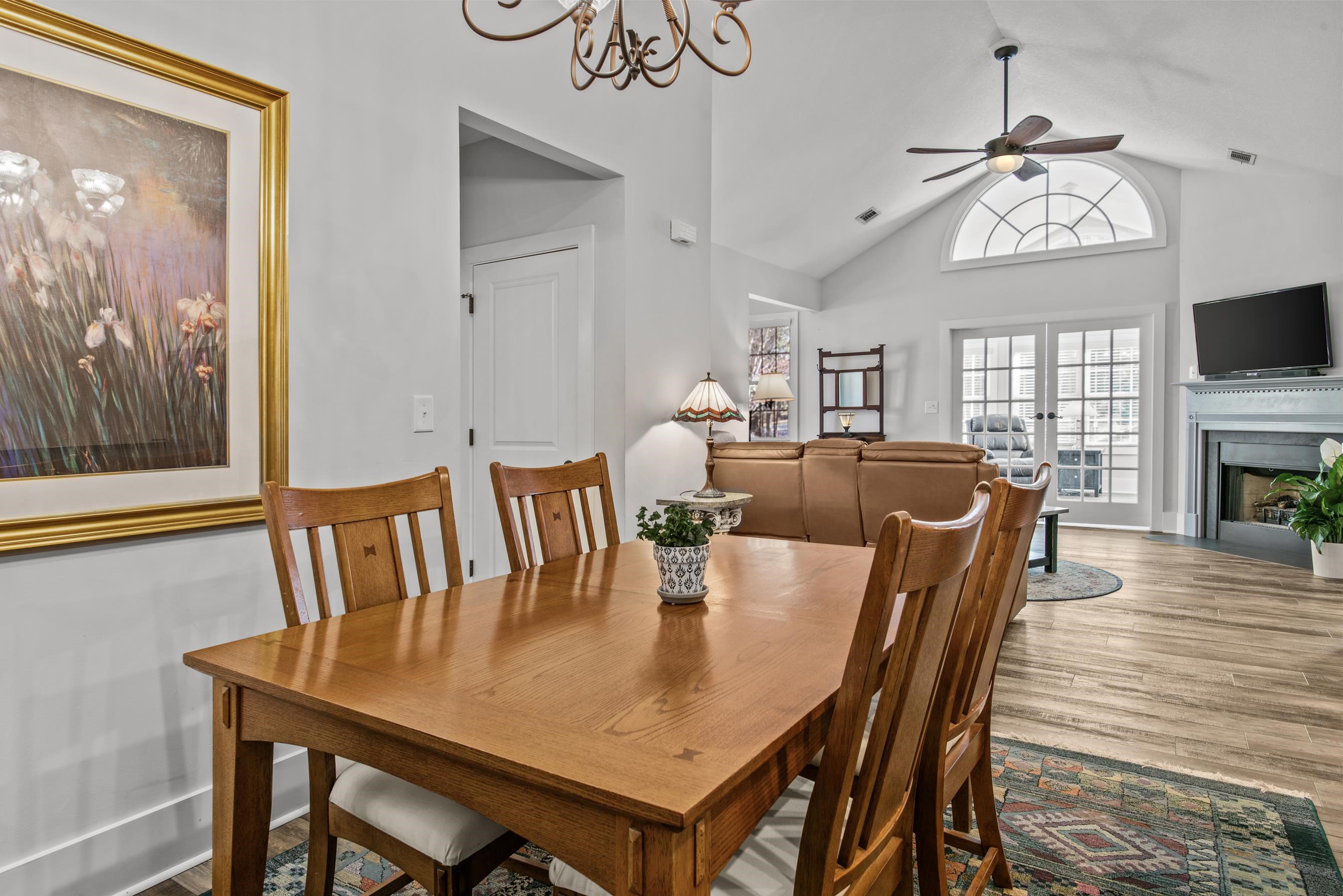 110 EDGEWOOD COURT image 27