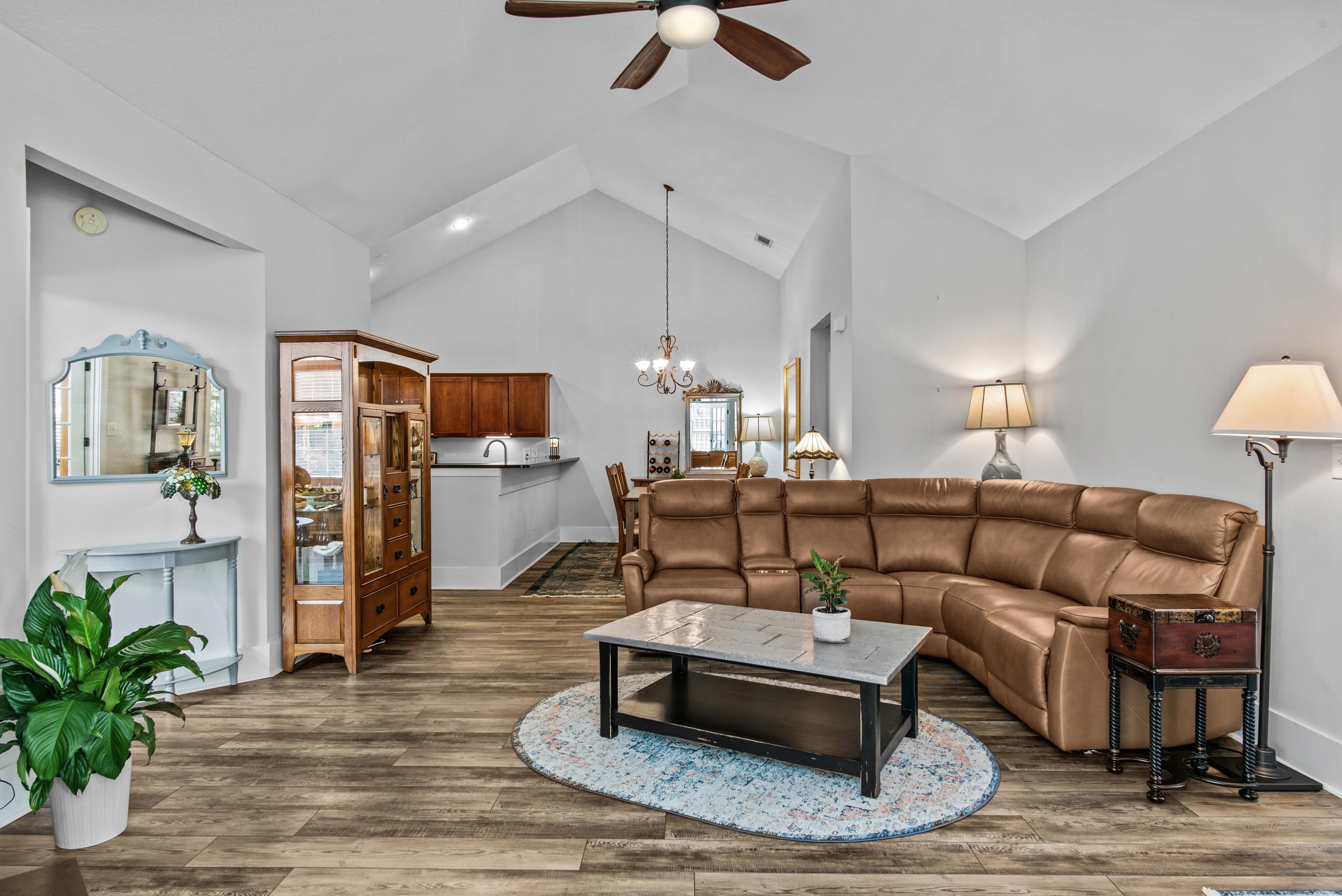 110 EDGEWOOD COURT image 9