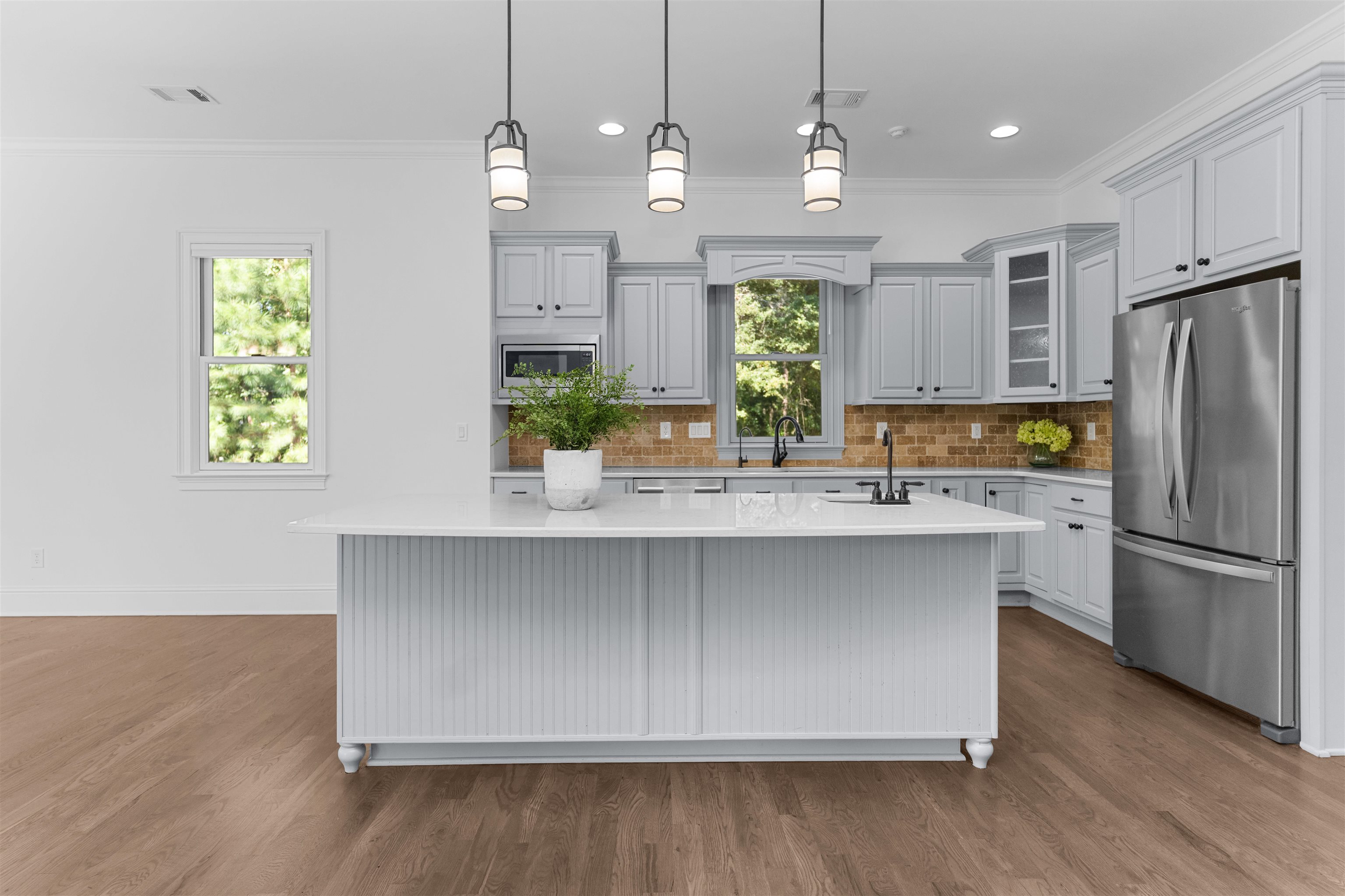 1011 RIDGE TERRACE image 19