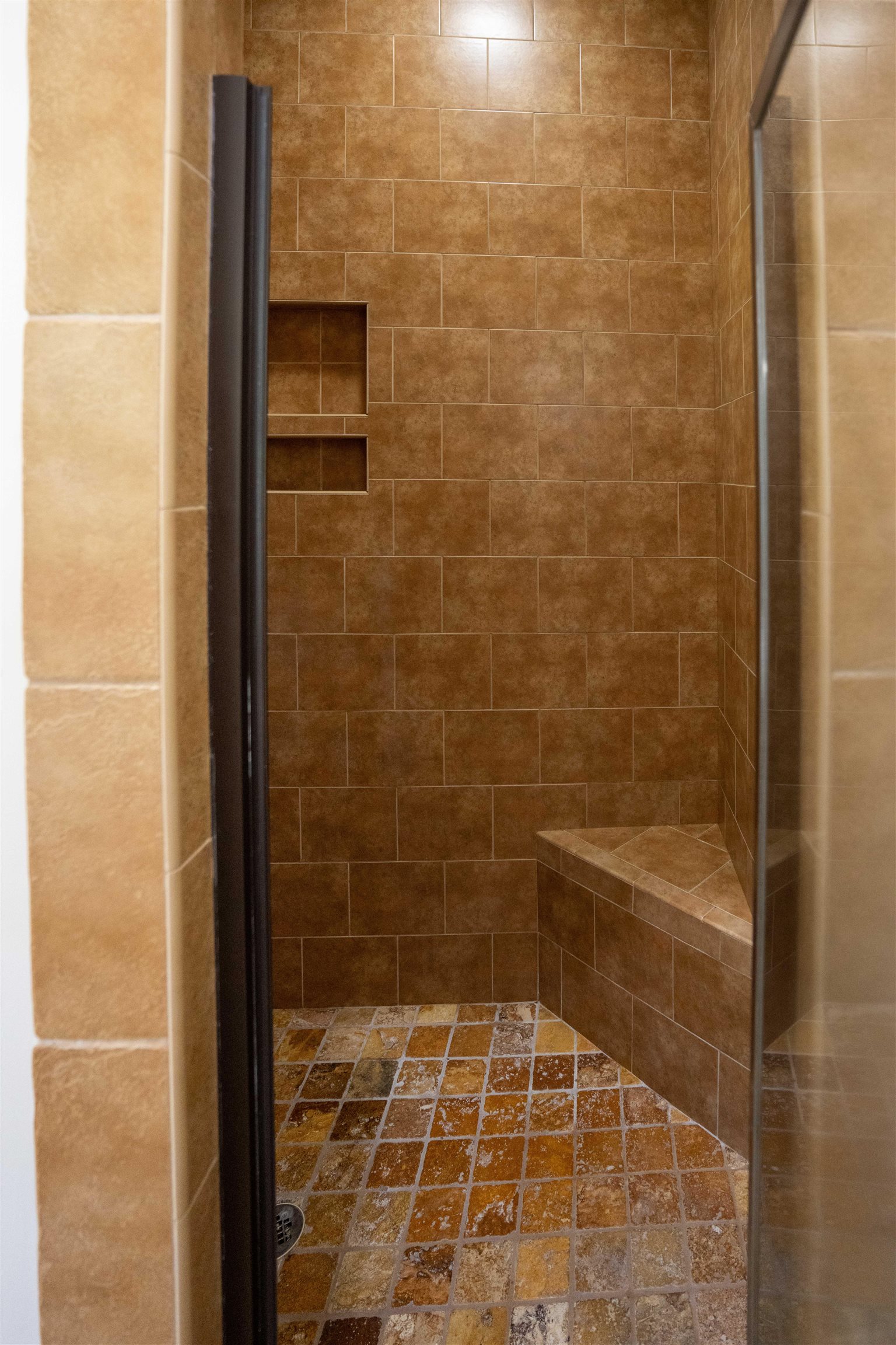 1011 RIDGE TERRACE image 42