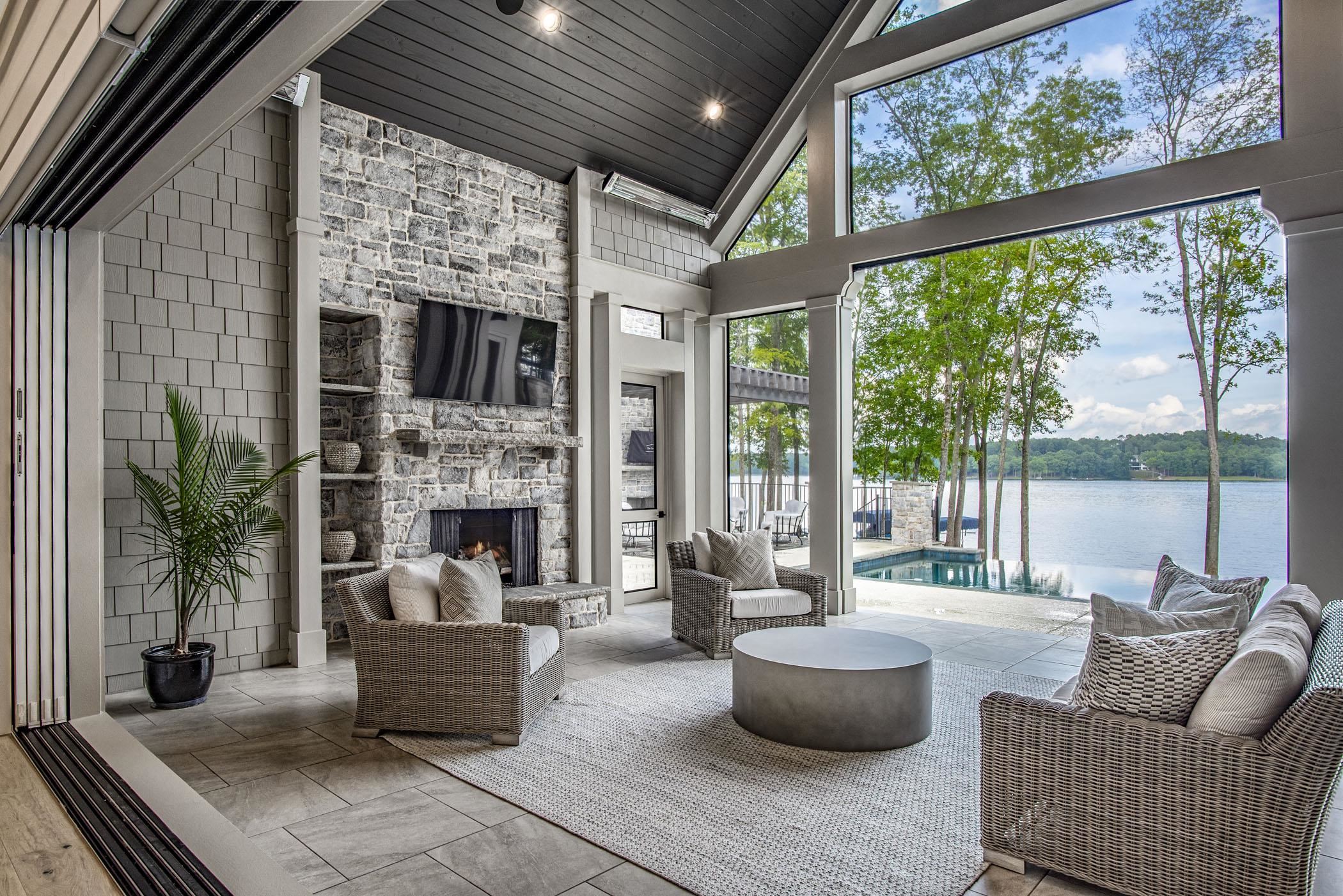 2960 LINGER LONGER DRIVE image 18