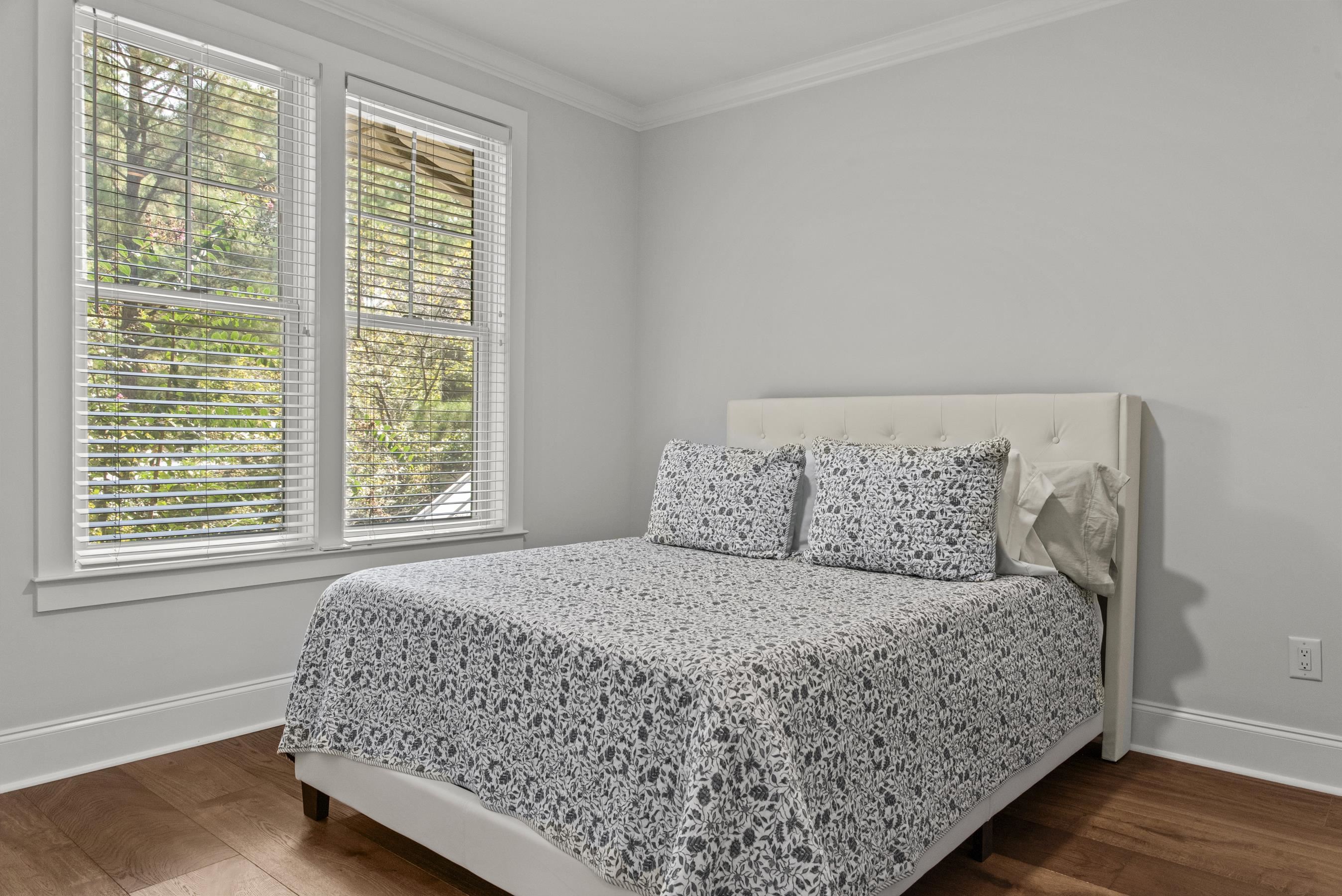 1030 F TAILWATER image 25