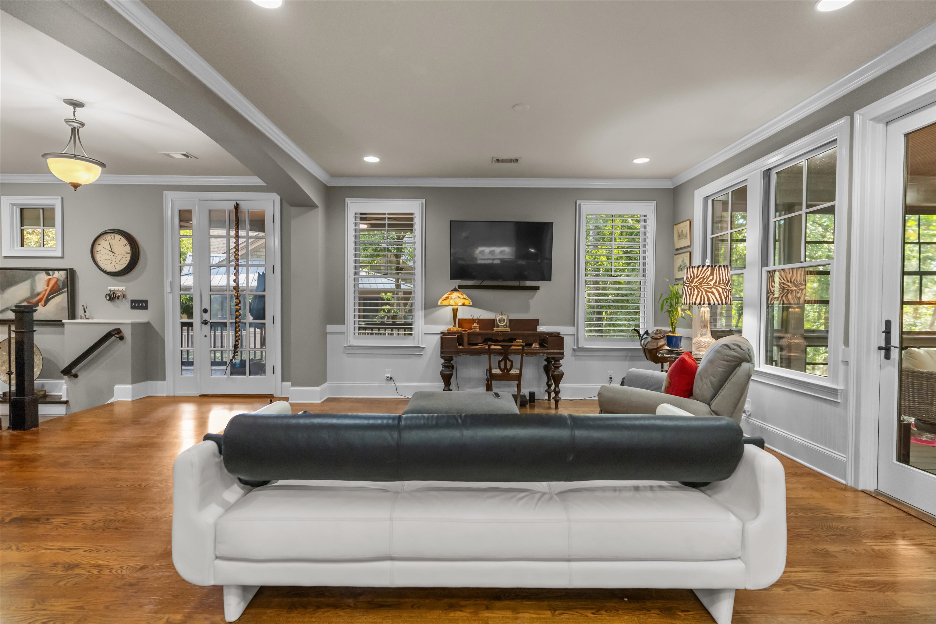 1070 SALLIES VIEW image 17