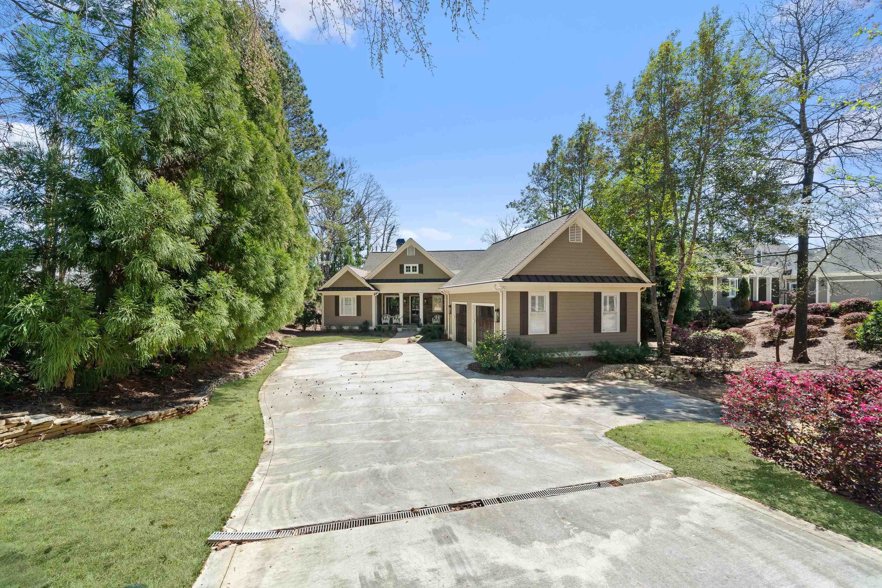 1120 PLANTATION POINT DRIVE image 2