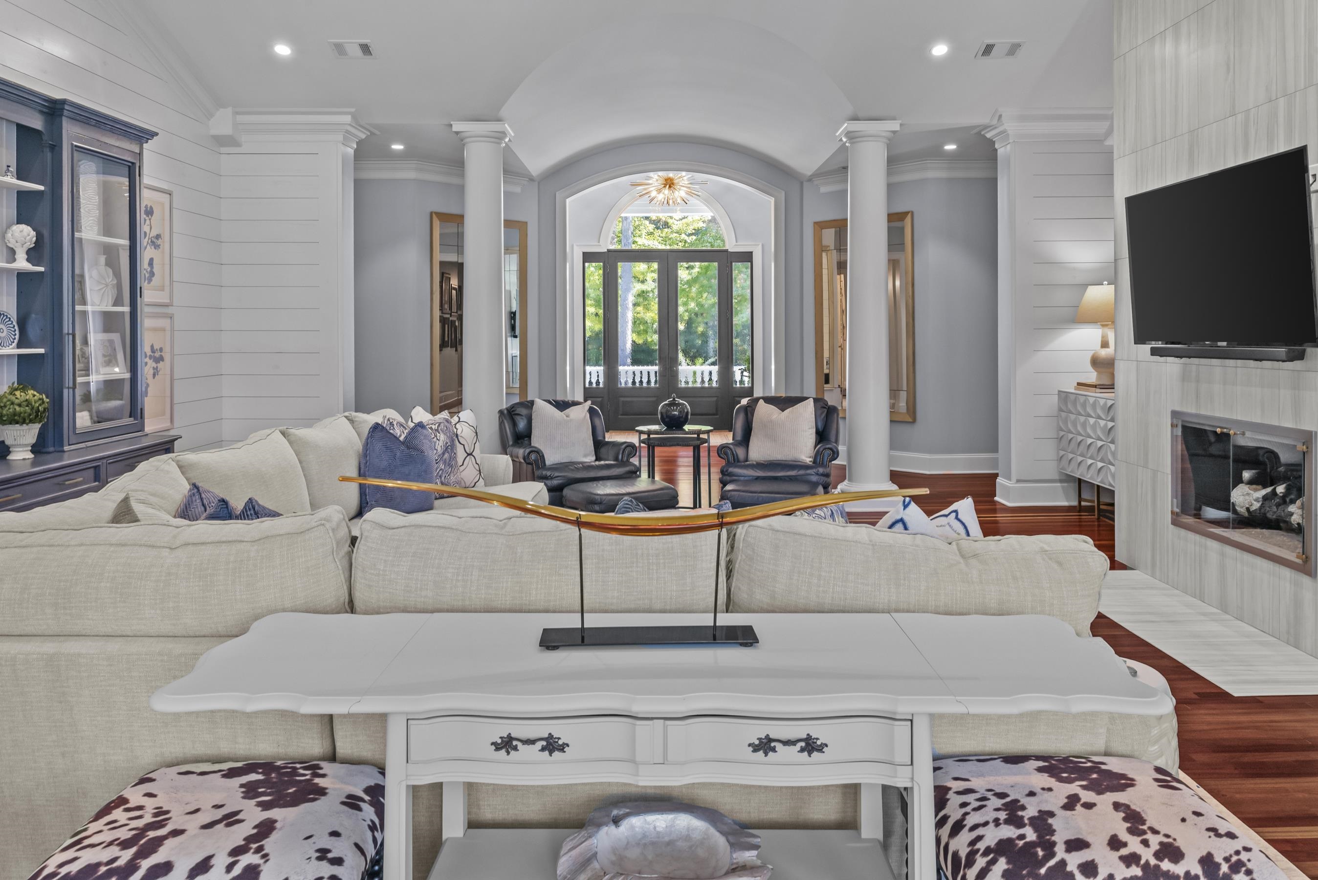 1010 CALLAHANS RIDGE image 12