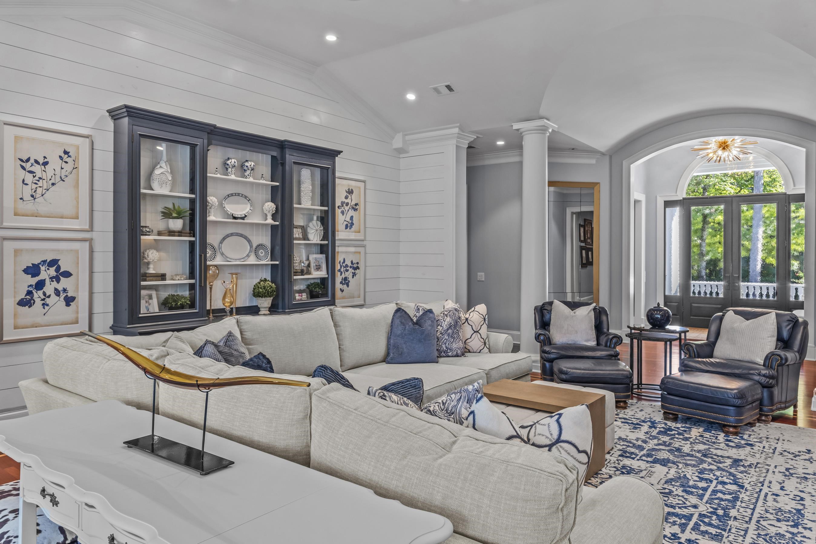 1010 CALLAHANS RIDGE image 13