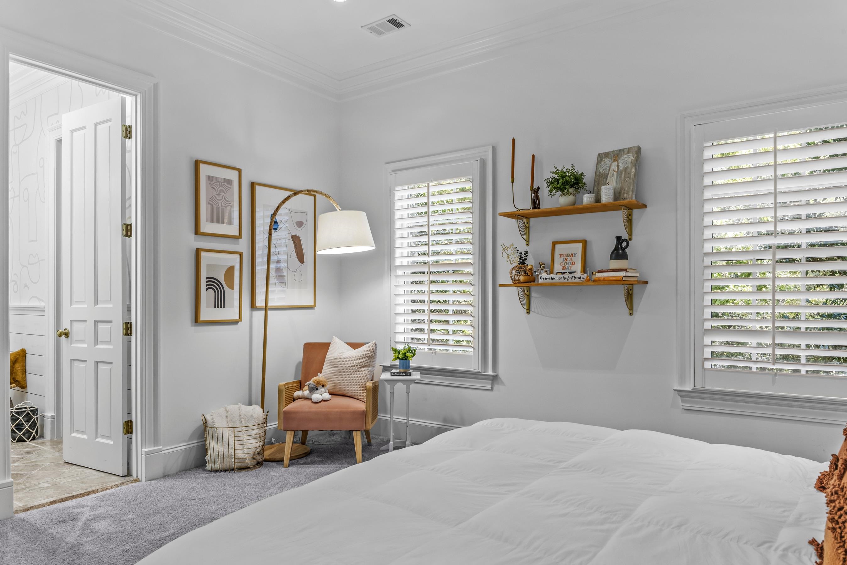 1010 CALLAHANS RIDGE image 35