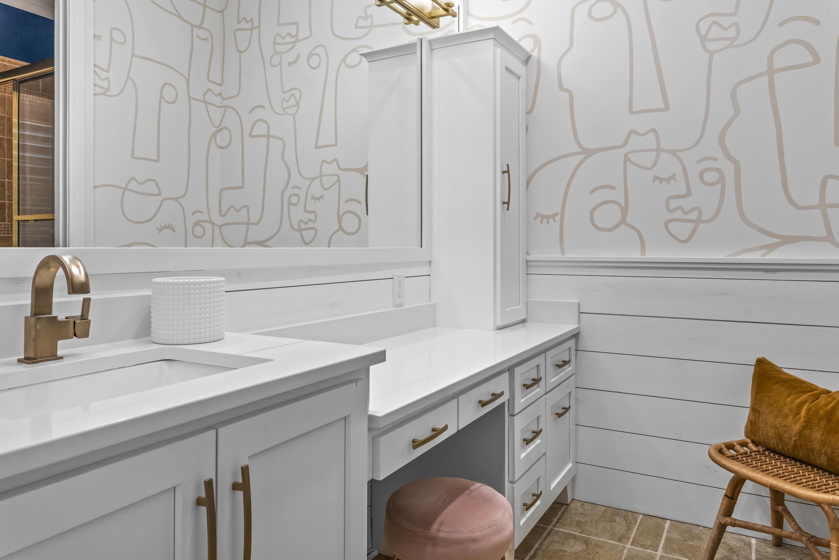 1010 CALLAHANS RIDGE image 36