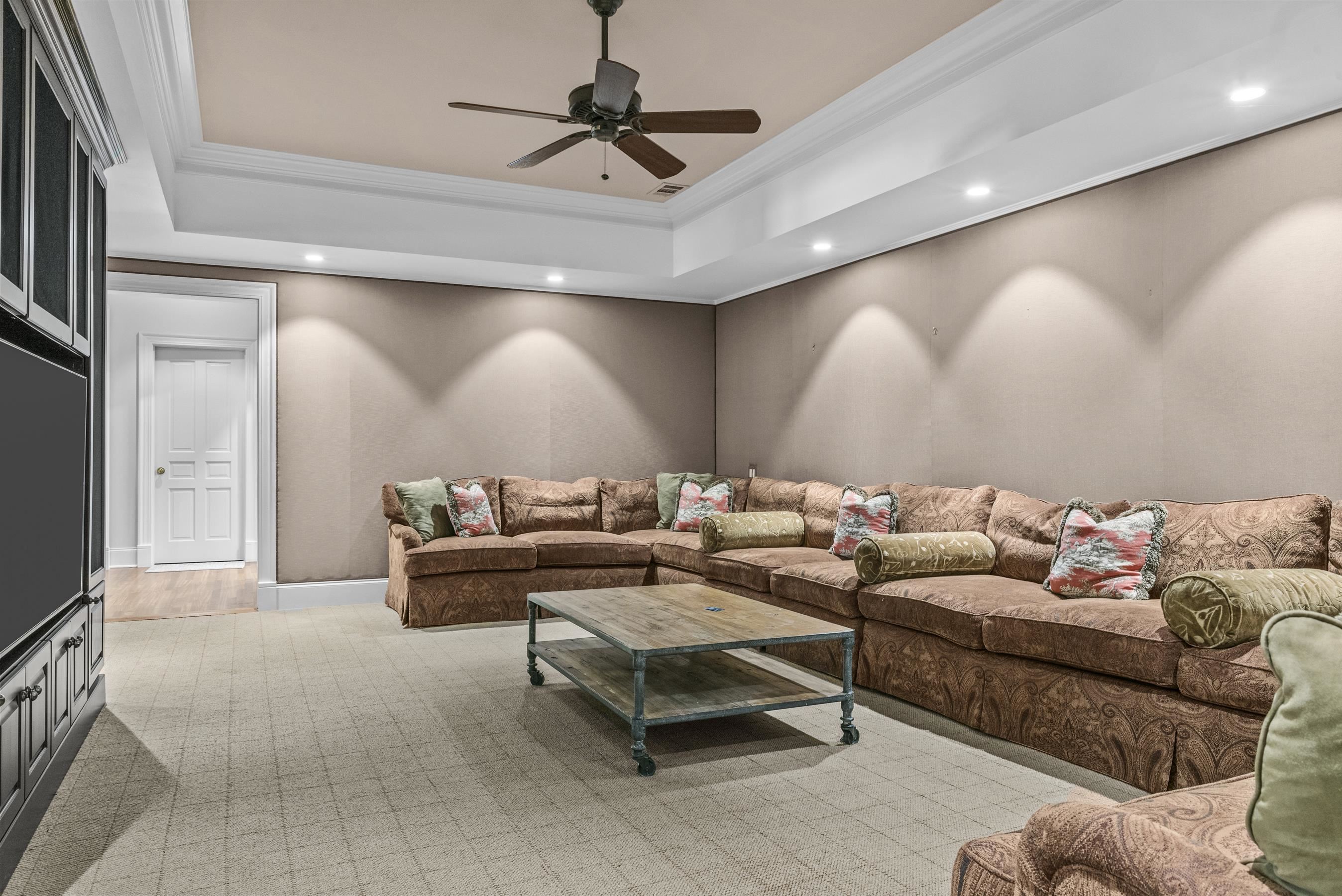 1010 CALLAHANS RIDGE image 50