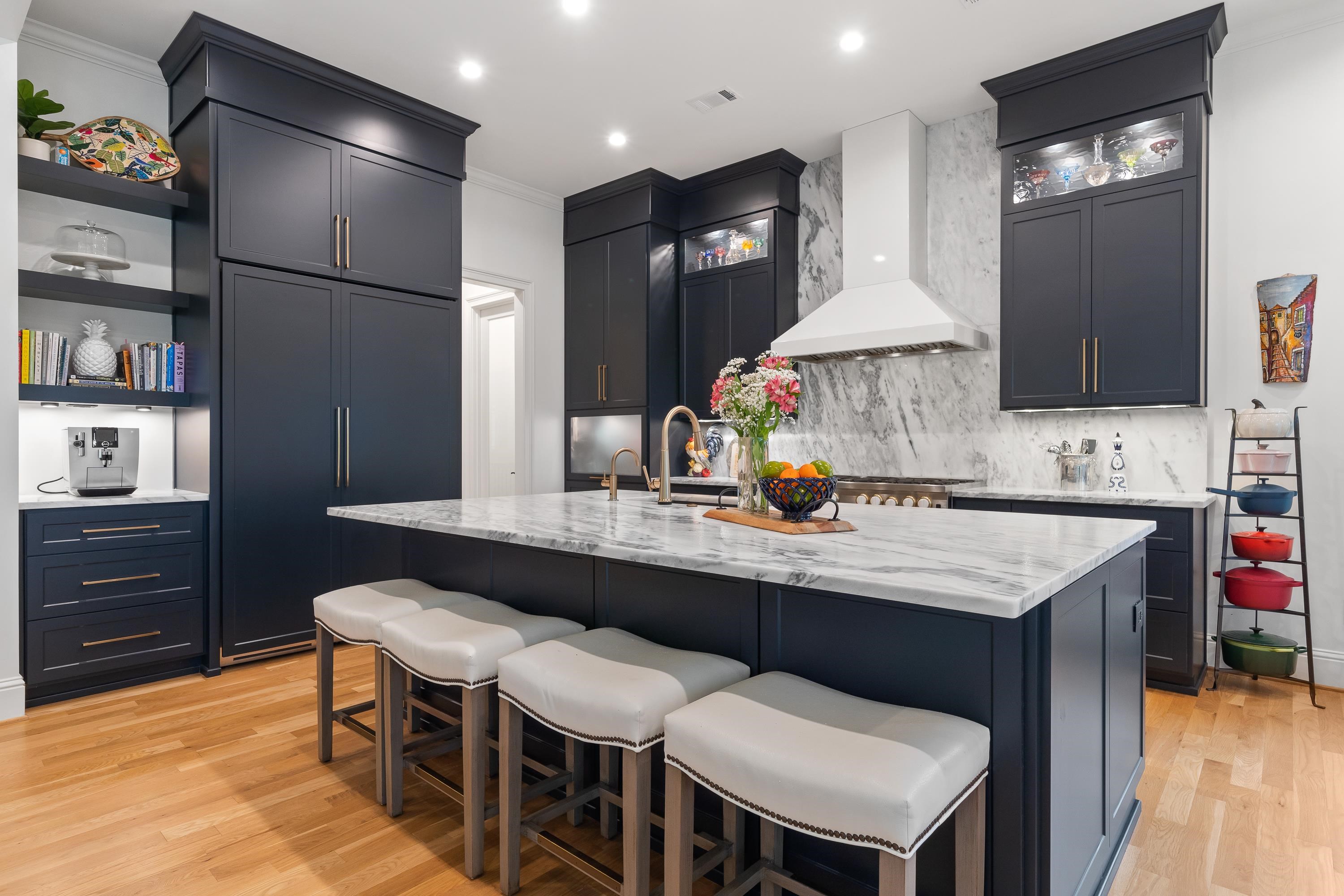 1090 CURTRIGHT PLACE image 14