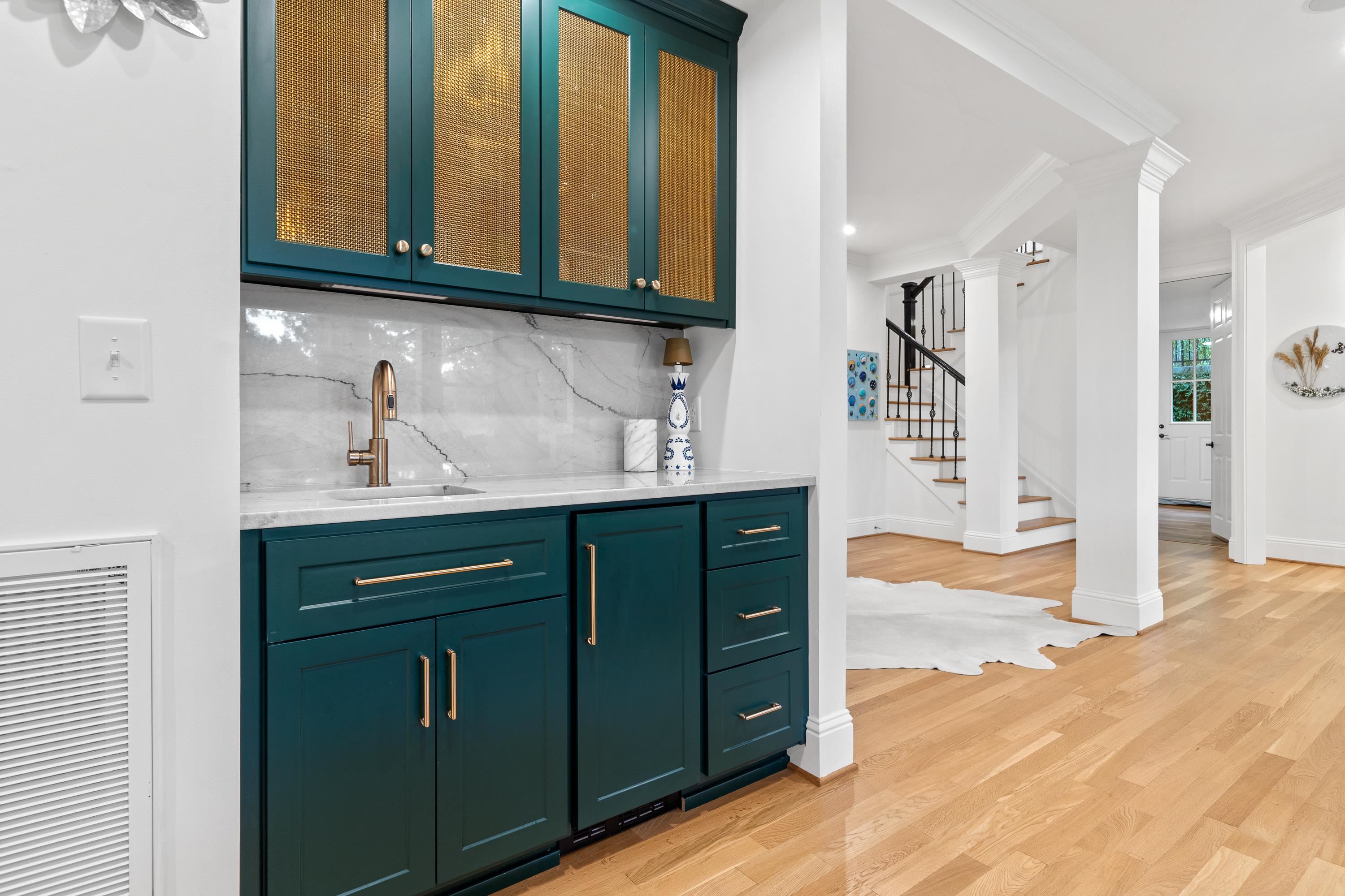 1090 CURTRIGHT PLACE image 40