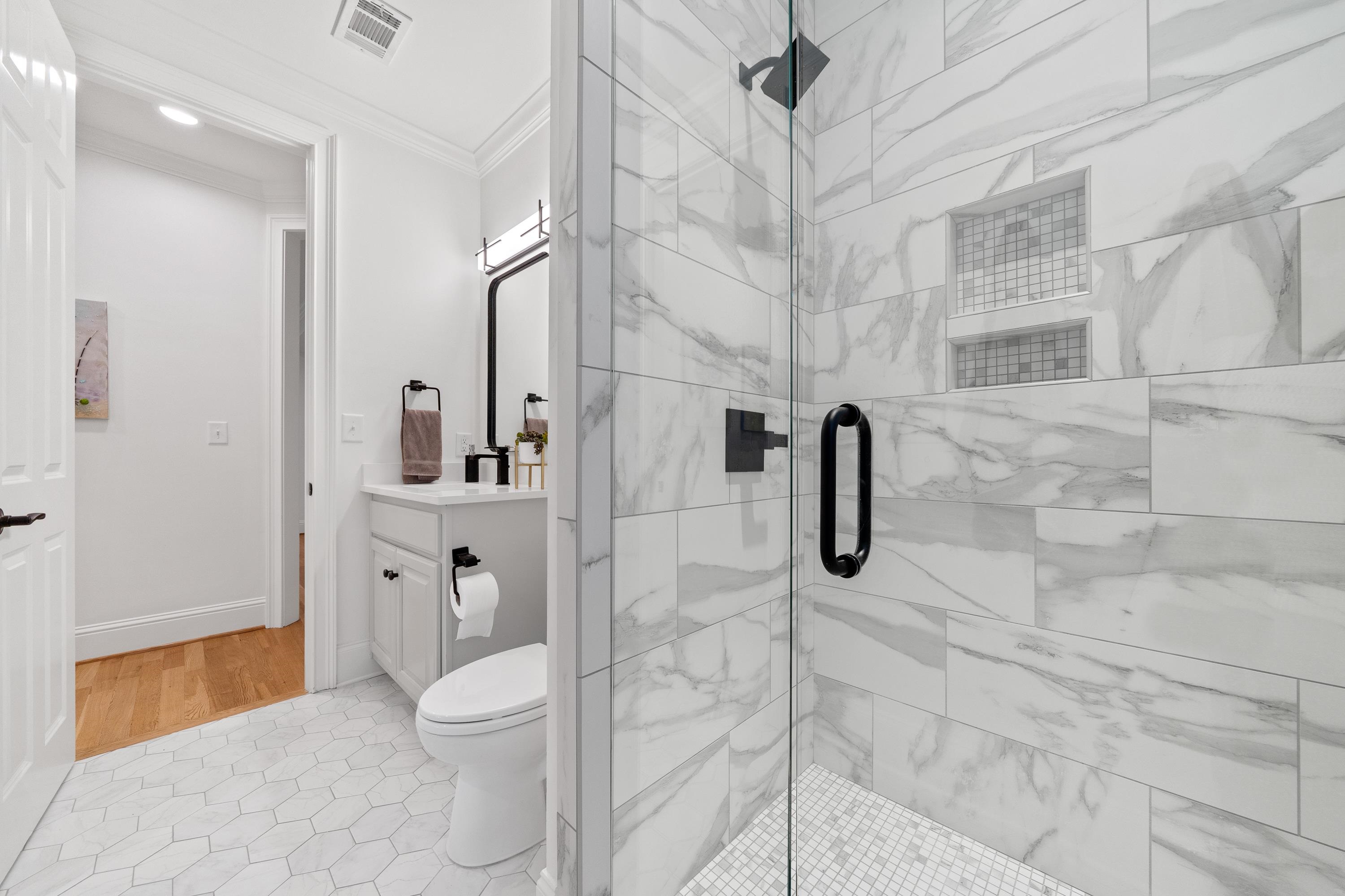 1090 CURTRIGHT PLACE image 46