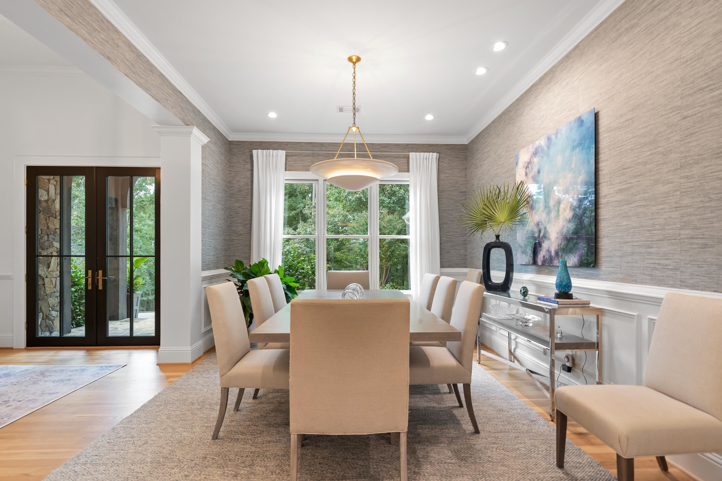 1090 CURTRIGHT PLACE image 6