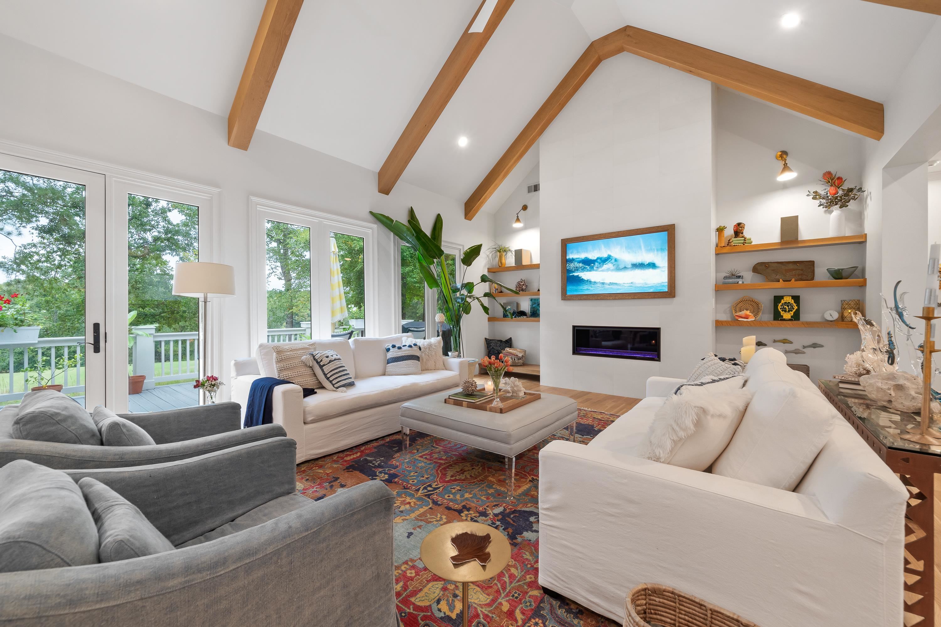 1090 CURTRIGHT PLACE image 9