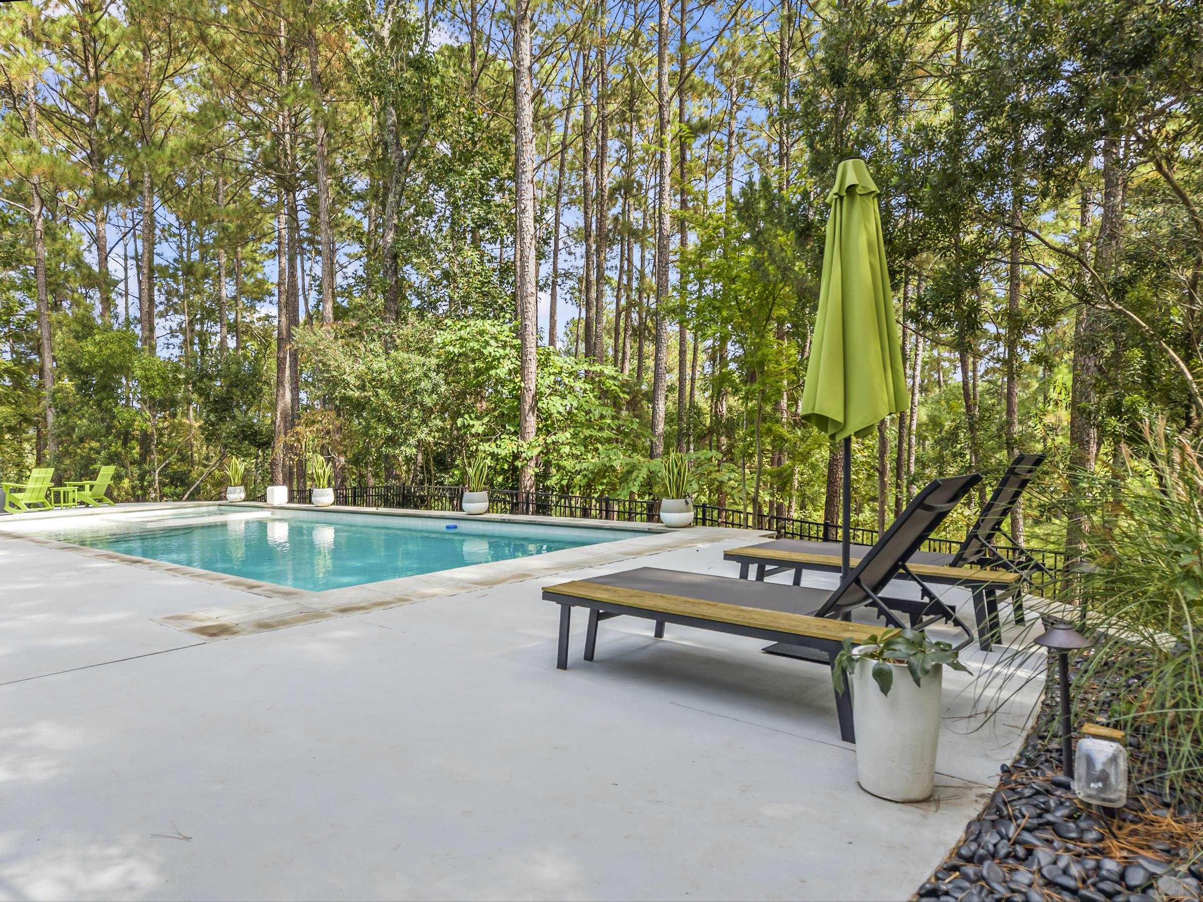 1051 ARMORS FORD image 36