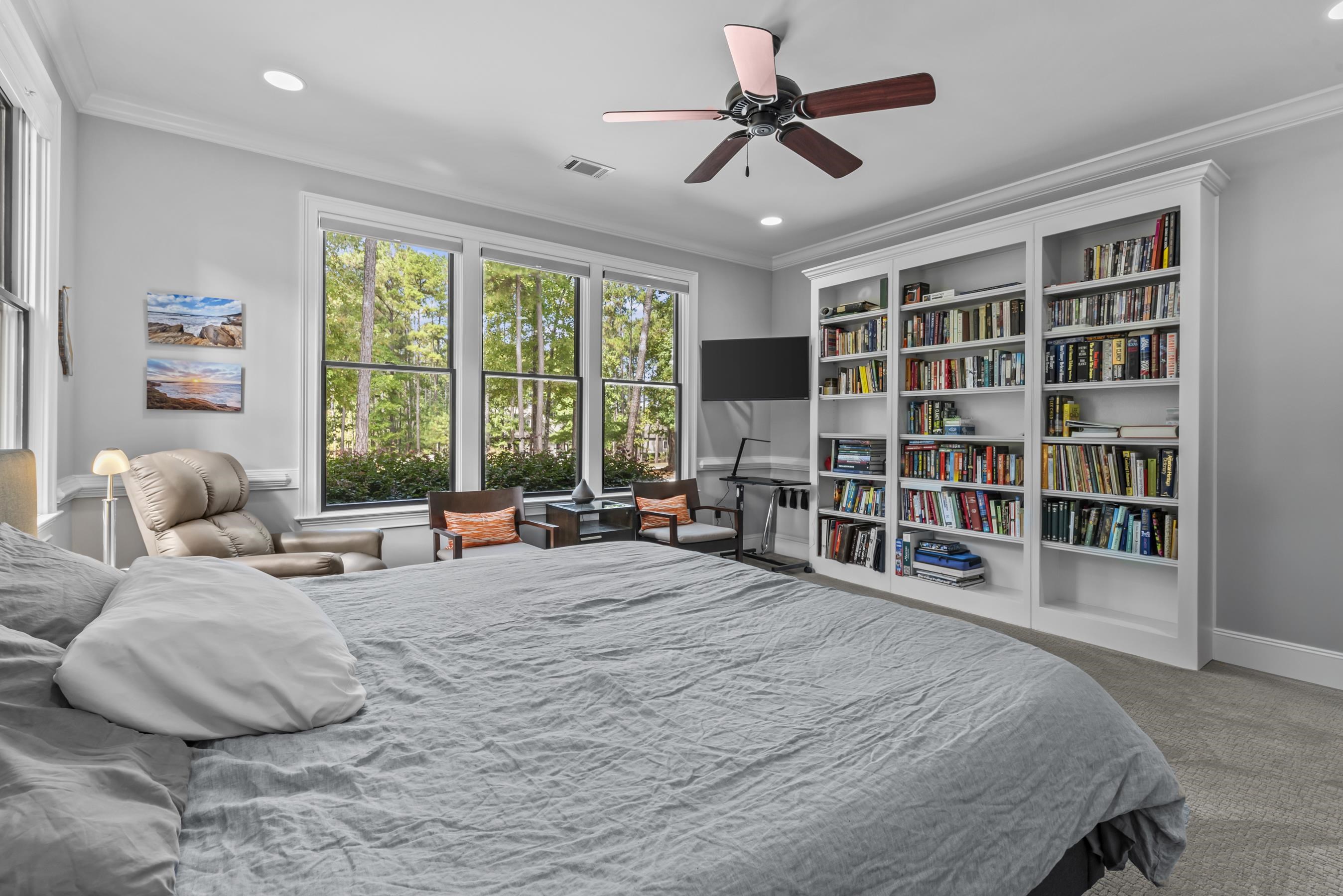 1051 ARMORS FORD image 52