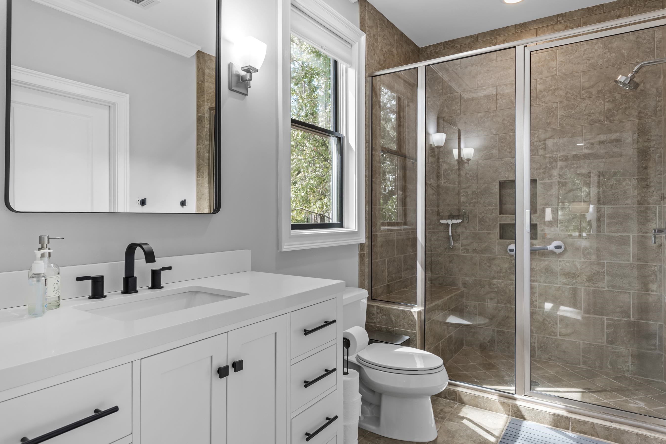 1051 ARMORS FORD image 57