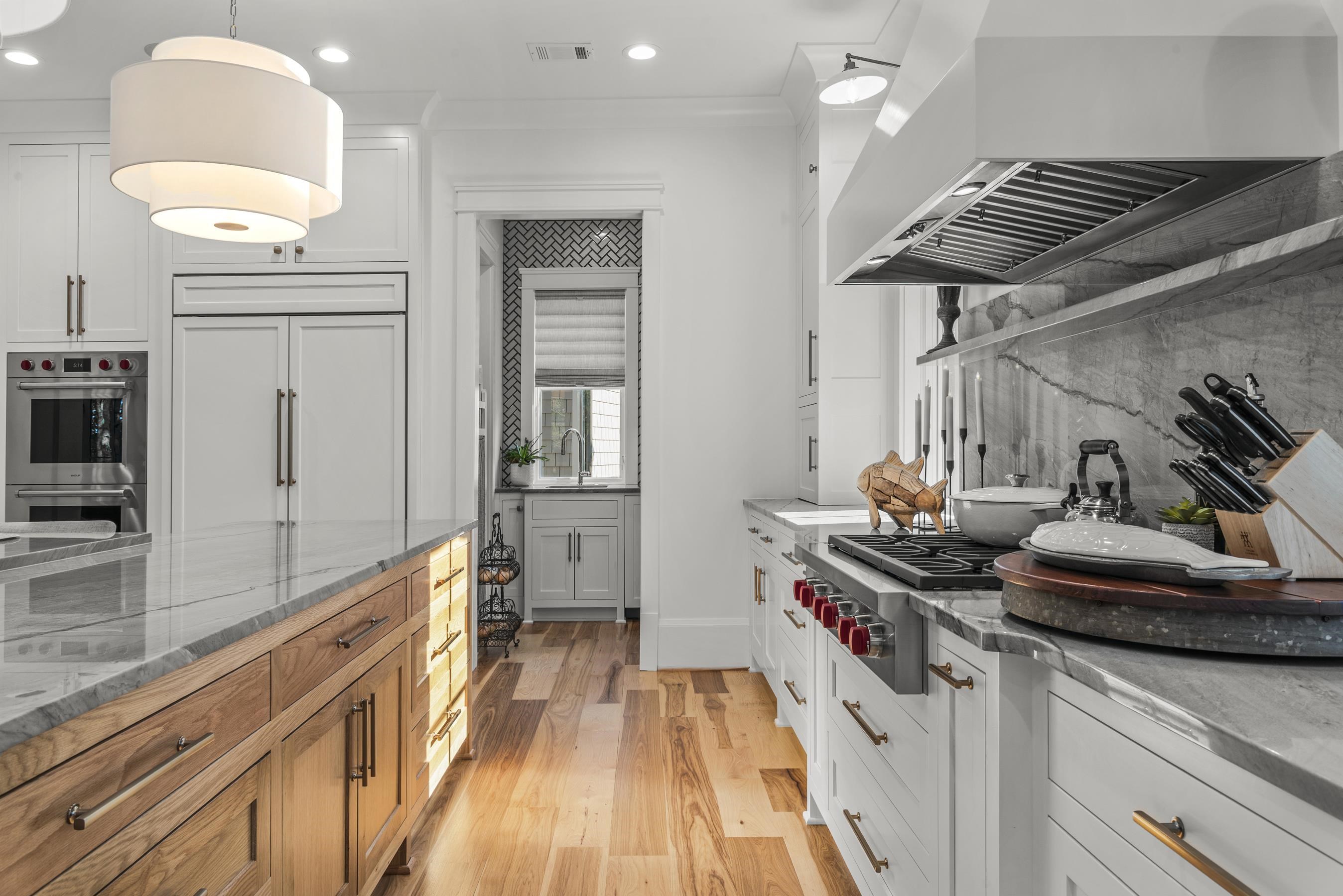 1020 GROVE CT image 34