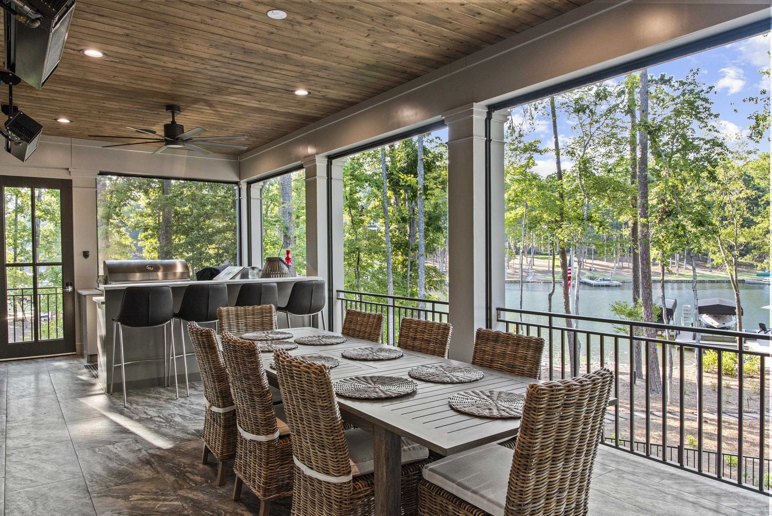 1020 GROVE CT image 54