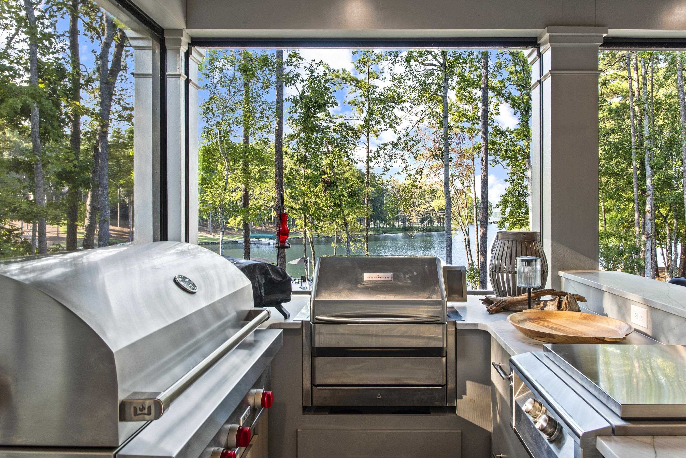 1020 GROVE CT image 55