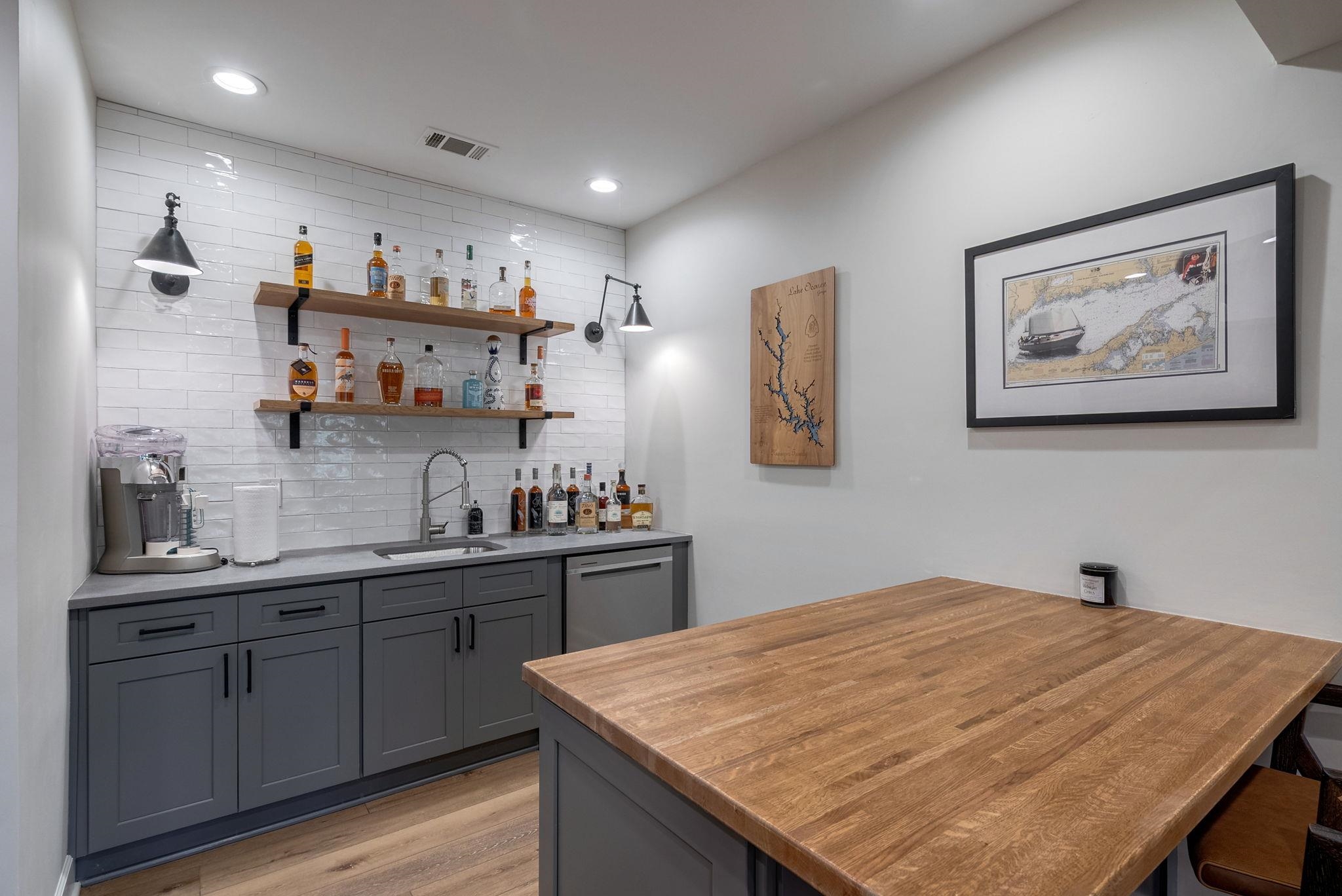 1020 DAVISON LANE image 41