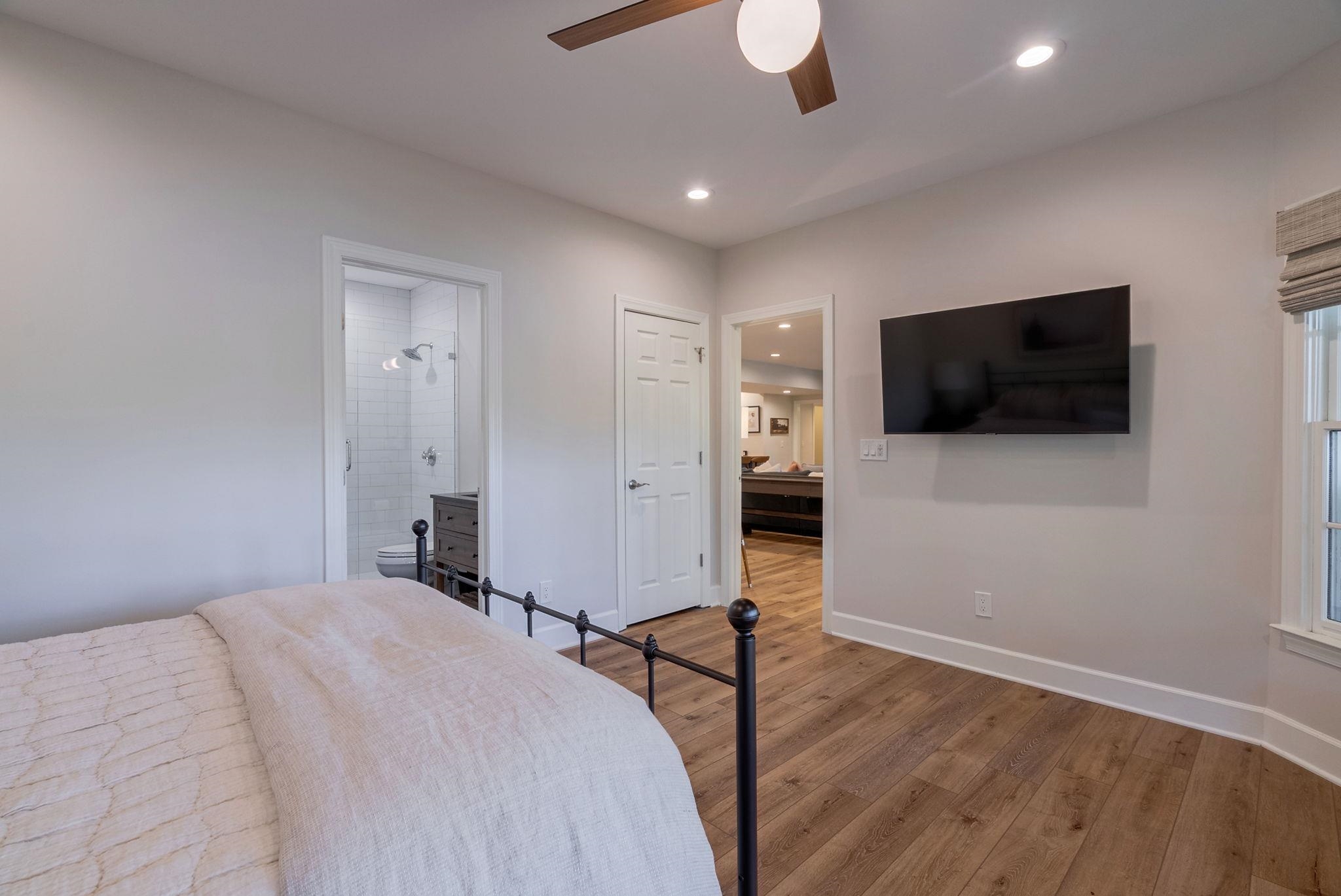 1020 DAVISON LANE image 46